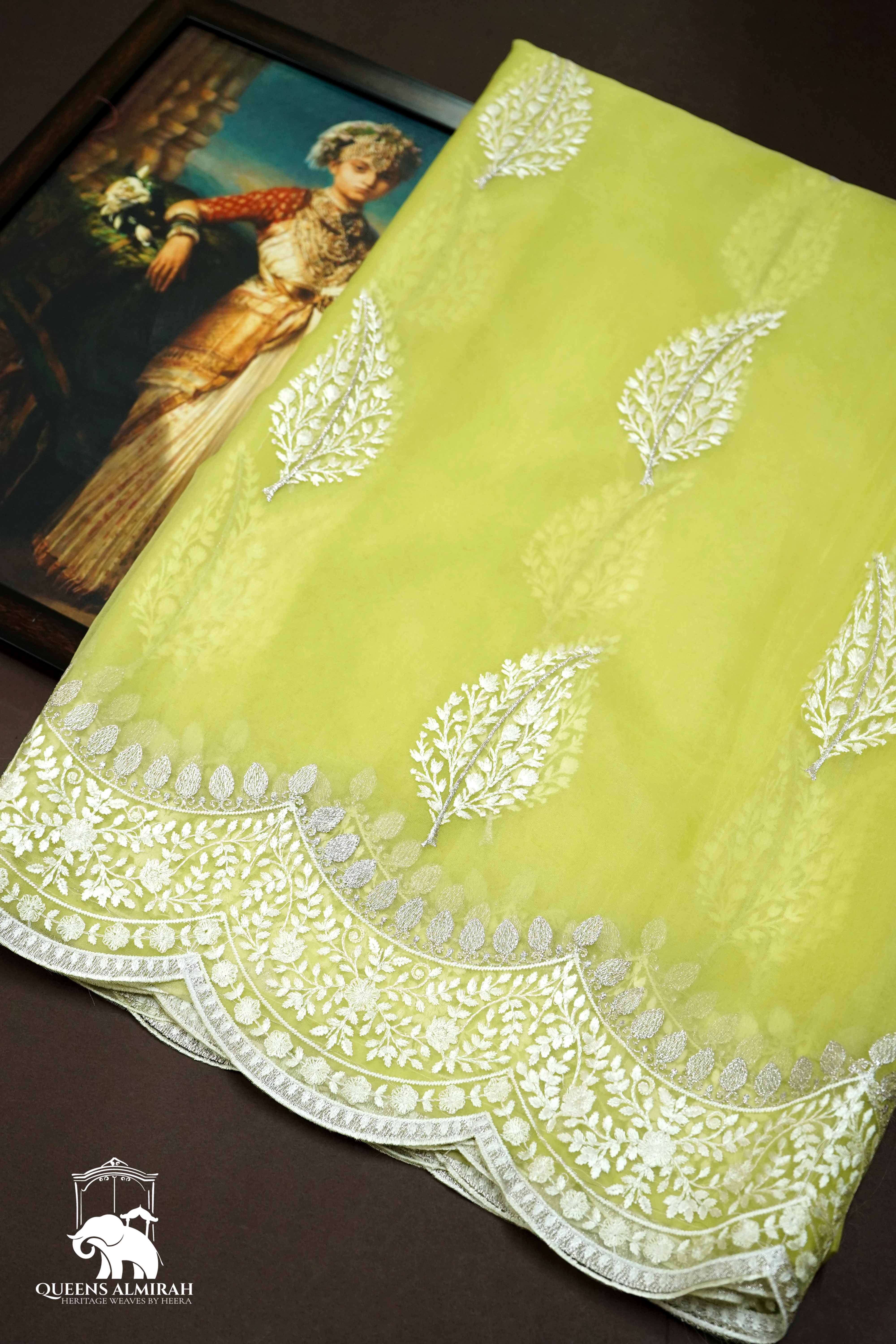 APPLE GREEN WITH SCALLOP BORDER ORGANZA SAREE - Queens Jewel Emporium