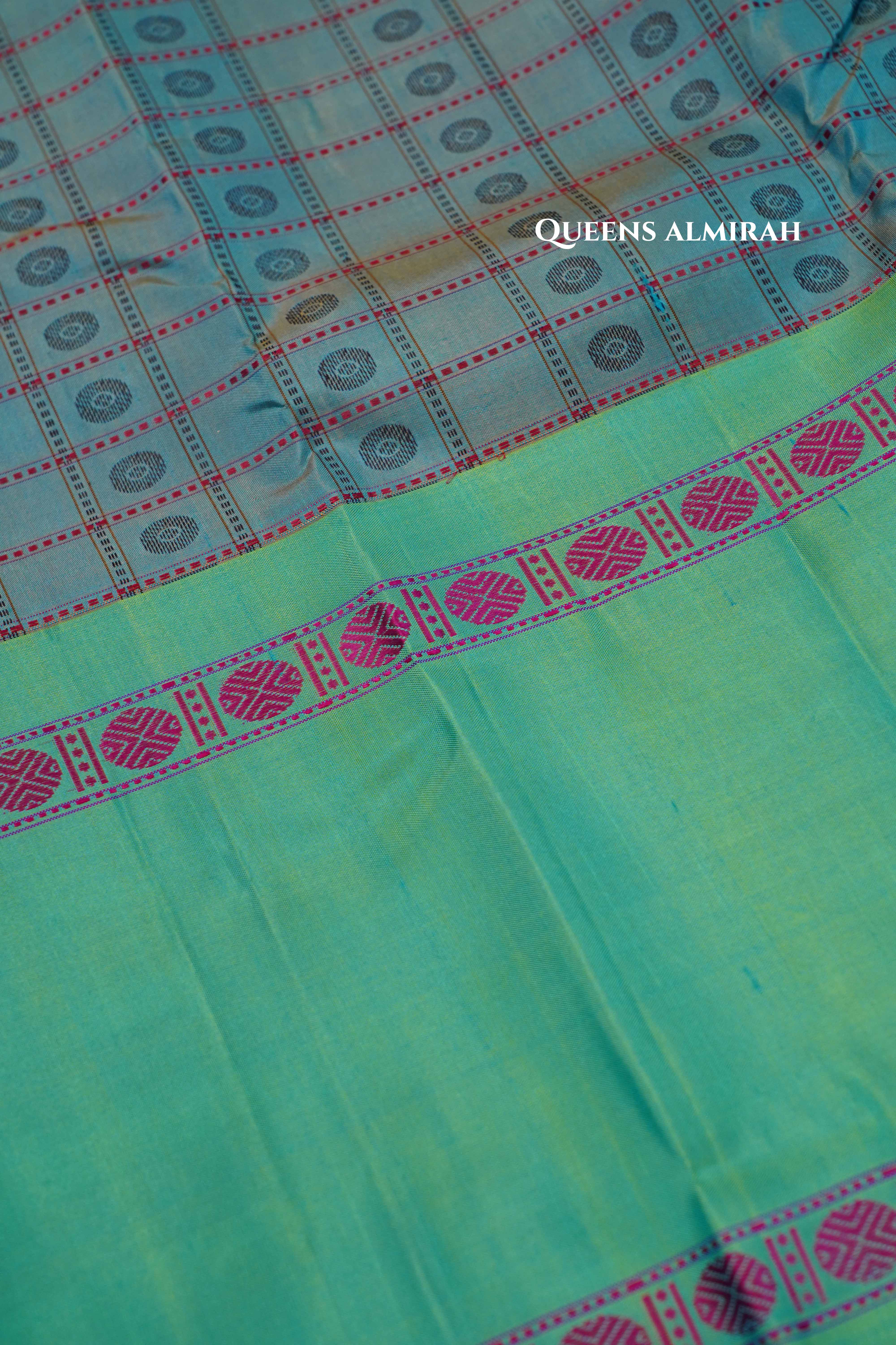 Dual Shade Of Green With Pastel Green Pure Kanchivaram Silk Saree QUEENS ALMIRAH