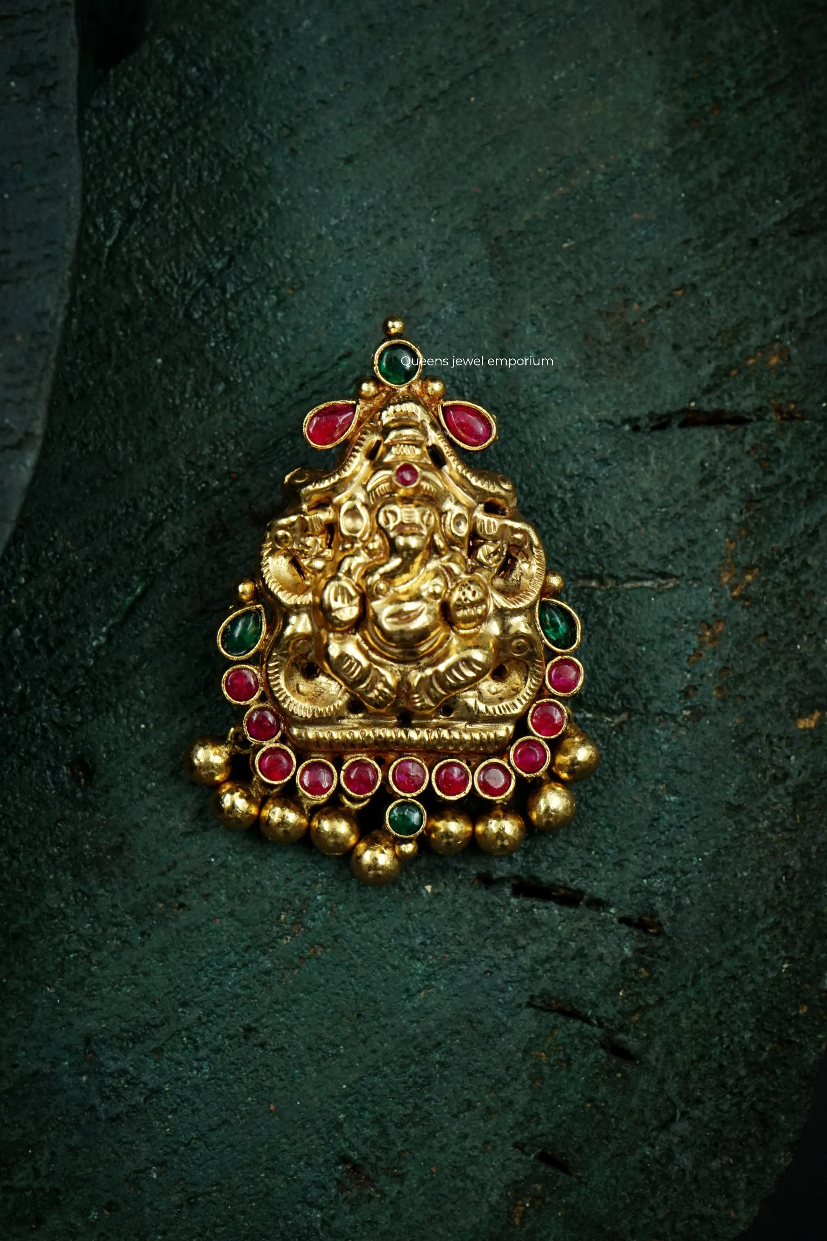 GAJARAJ NAGAS PENDANTS Queens Jewel Emporium - Main Image