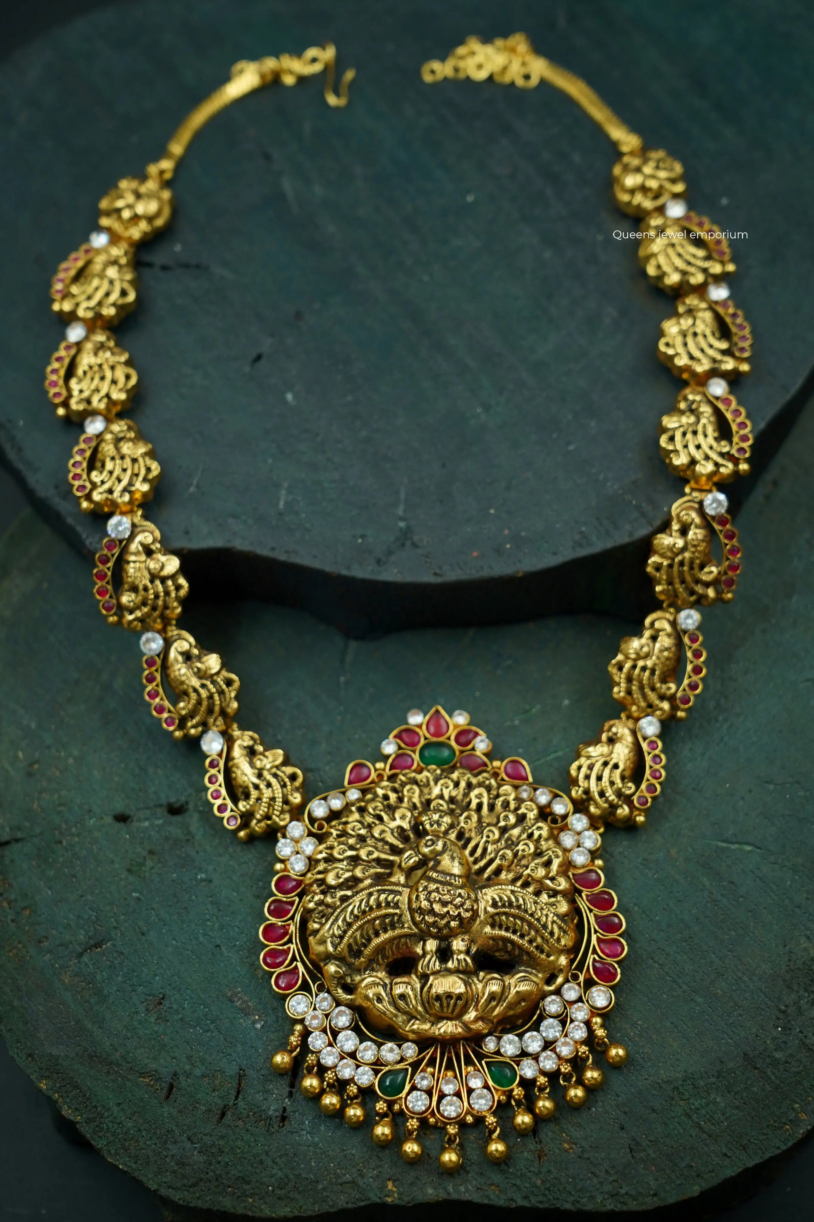 NEELAVENI HARAM - Queens Jewel Emporium