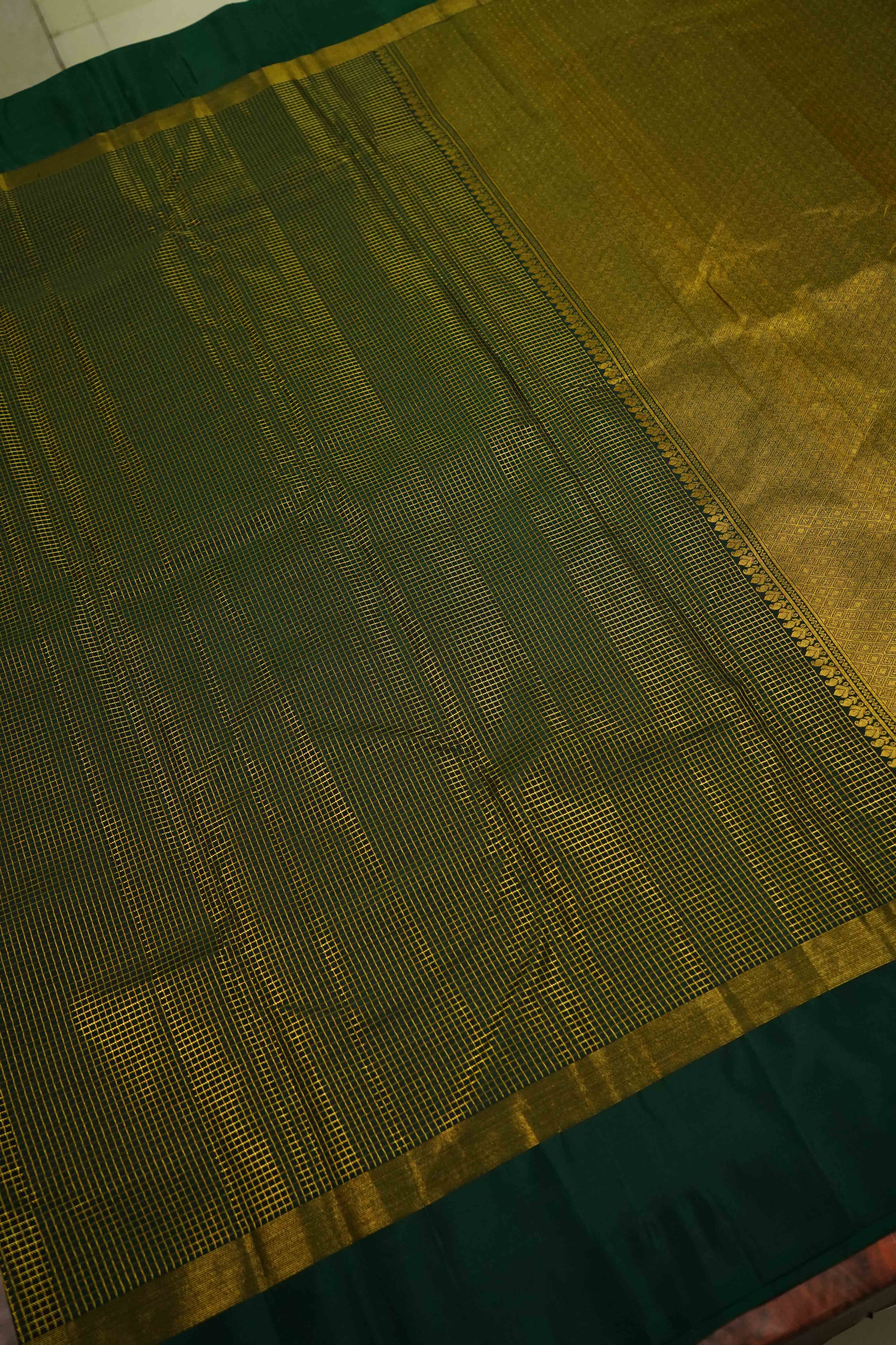 NEEM GREEN PURE KANCHIVARAM SILK SAREE - Queens Jewel Emporium