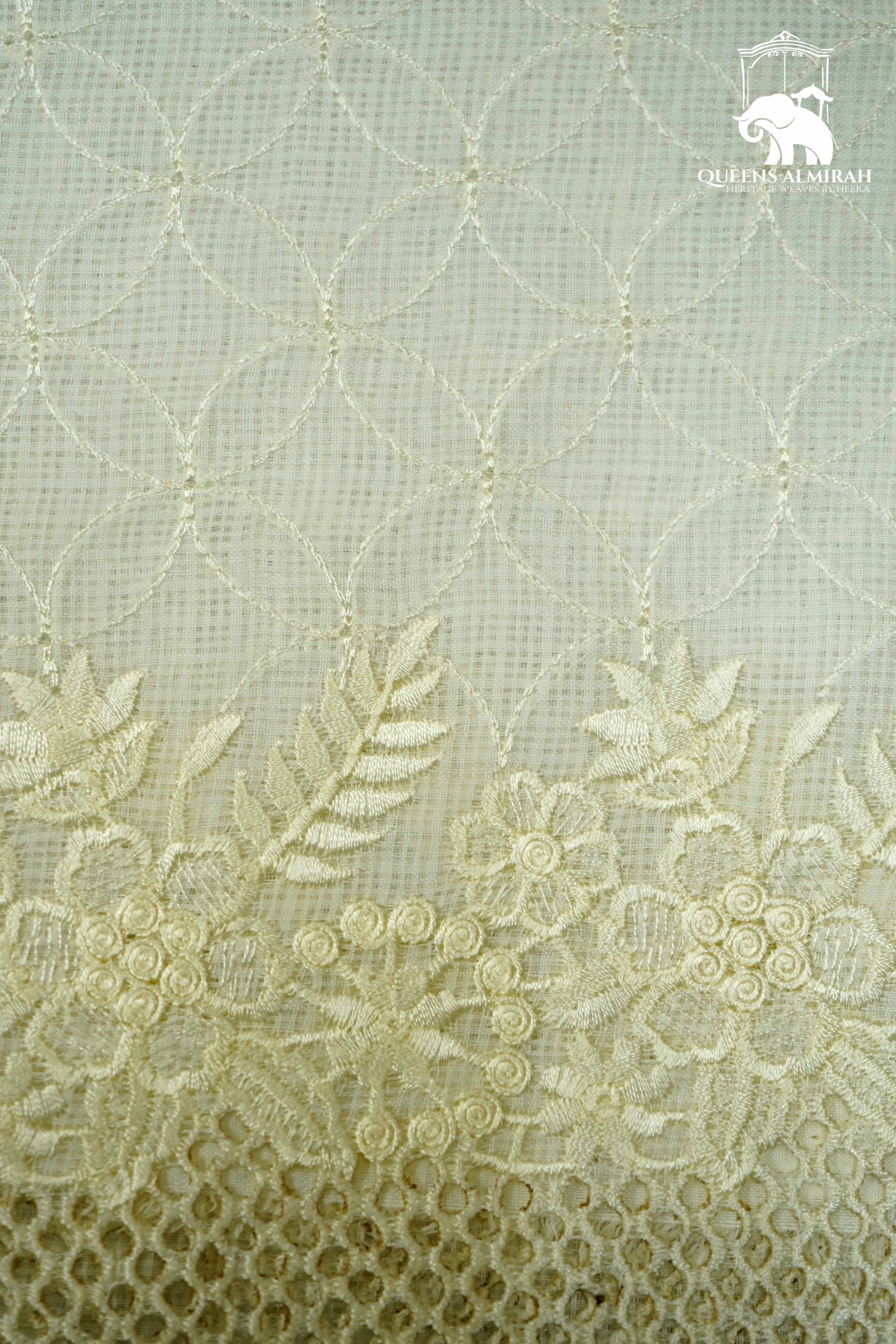 OFF WHITE WITH SCALLOP BORDER ORGANZA SAREE - Queens Jewel Emporium