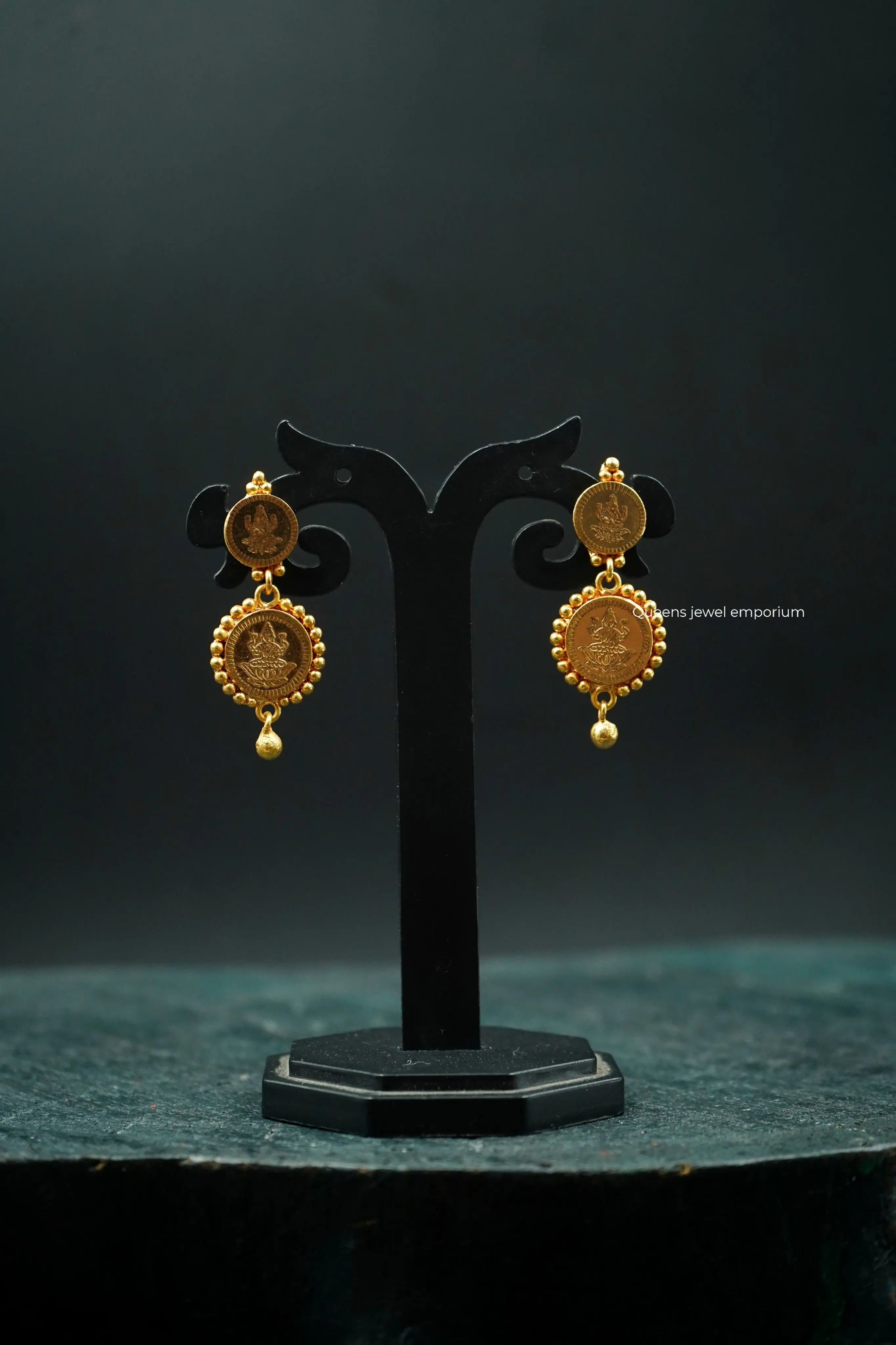 OVIYA STUD - Queens Jewel Emporium