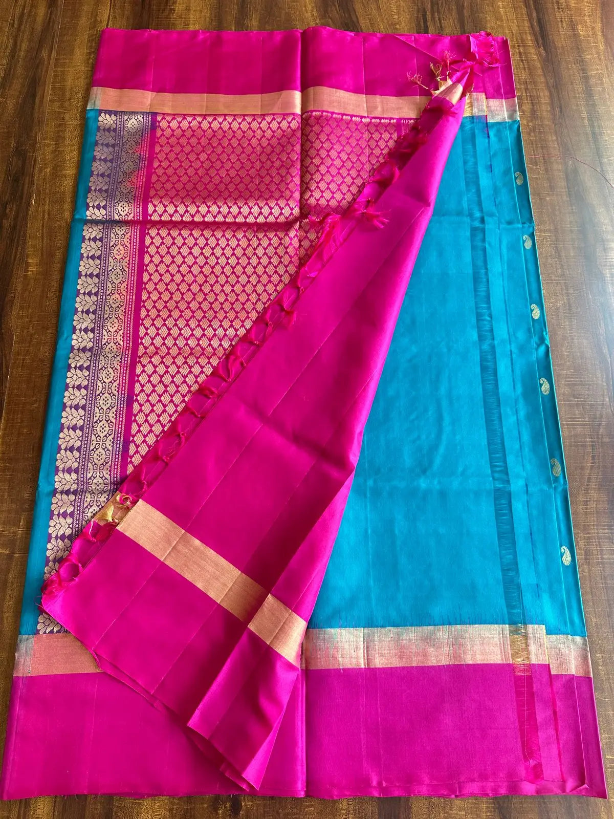 PEACOCK BLUE WITH PINK PURE SOFT SILK SAREE - Queens Jewel Emporium