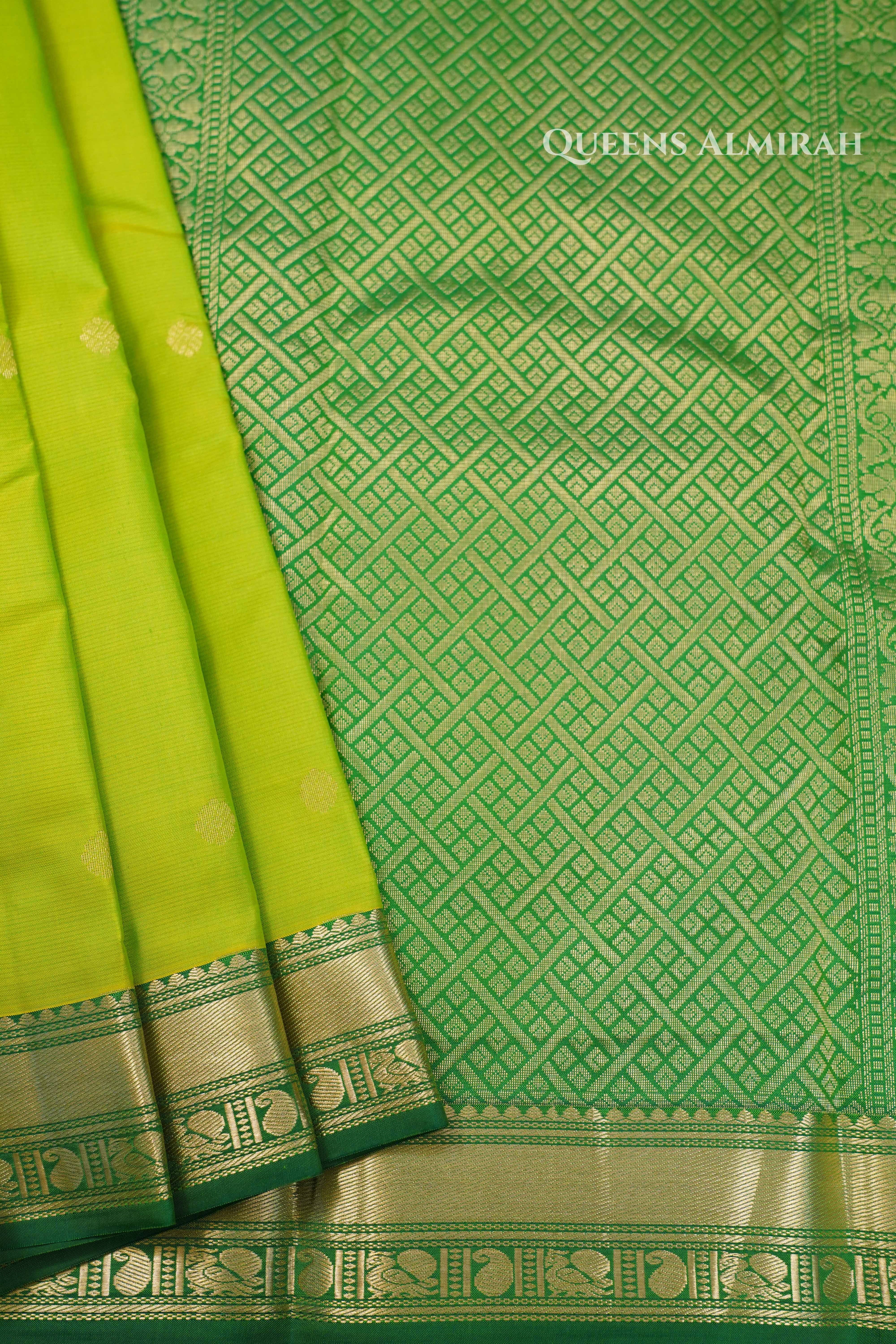 Parrot Green Pure Kanchivaram Silk Saree QUEENS ALMIRAH