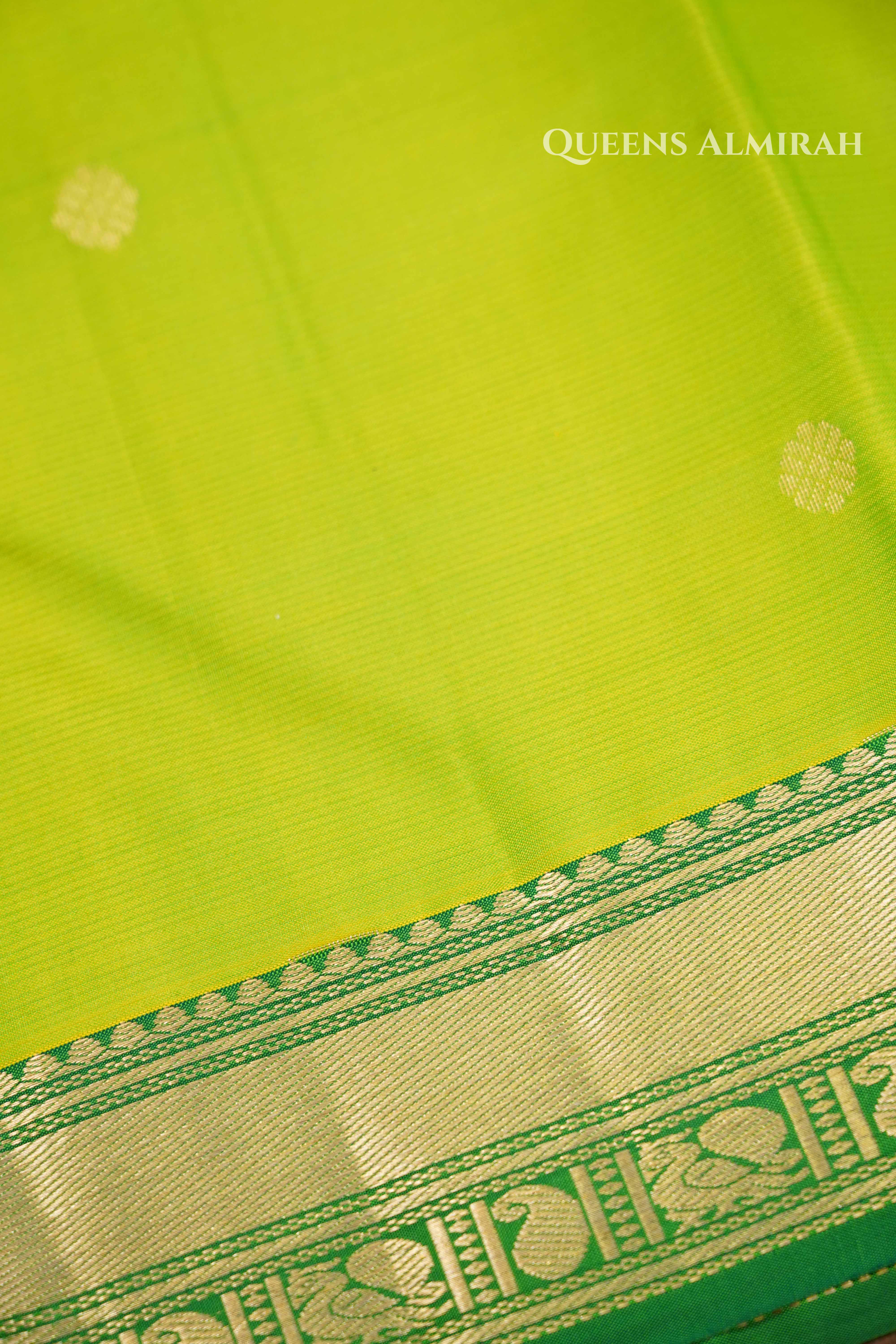 Parrot Green Pure Kanchivaram Silk Saree QUEENS ALMIRAH