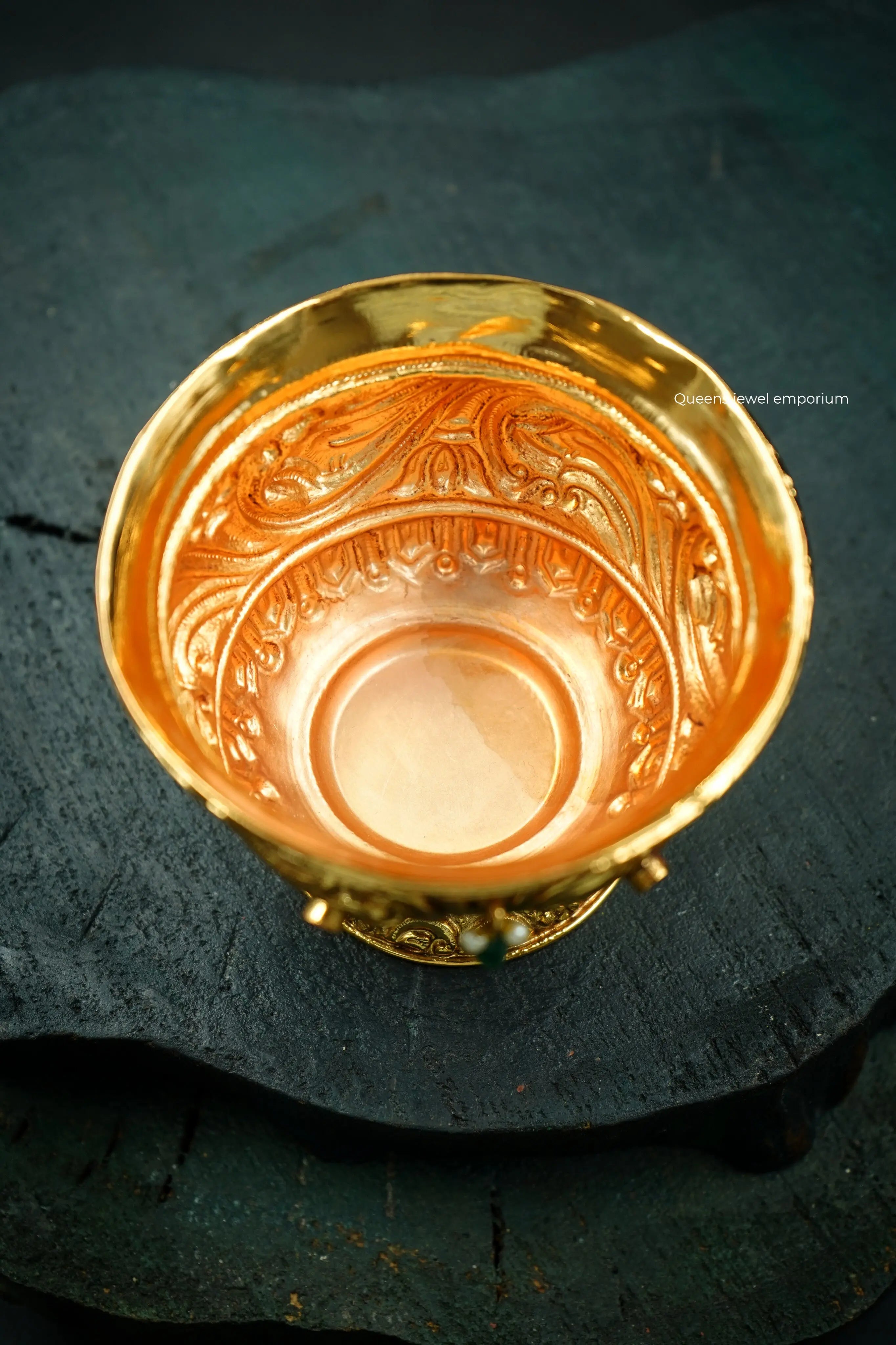 RADHIYAM KUMKUM /CHANDAN BELA - Queens Jewel Emporium