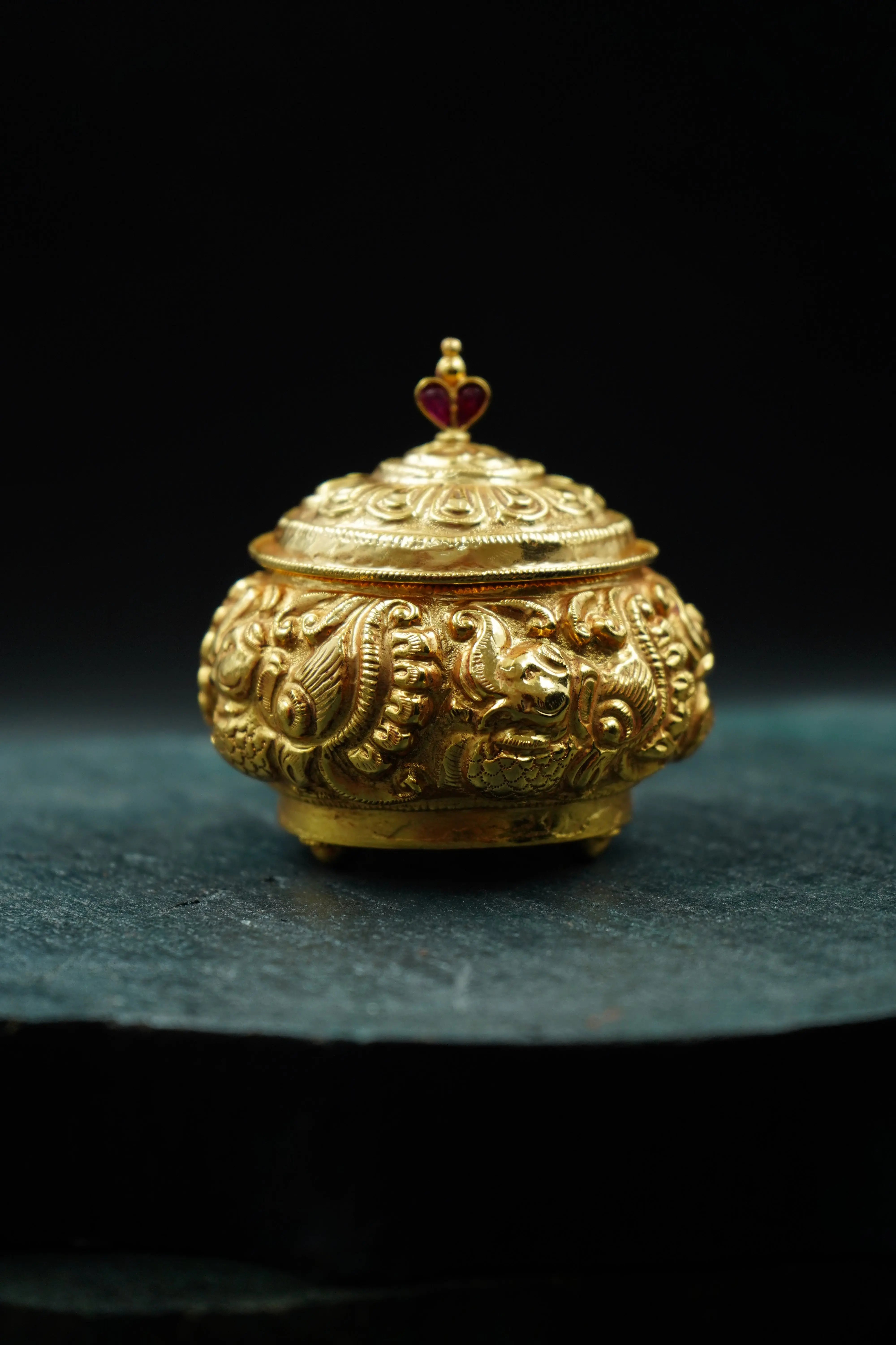 RAMYAM KUMKUM CHIMIZH - Queens Jewel Emporium