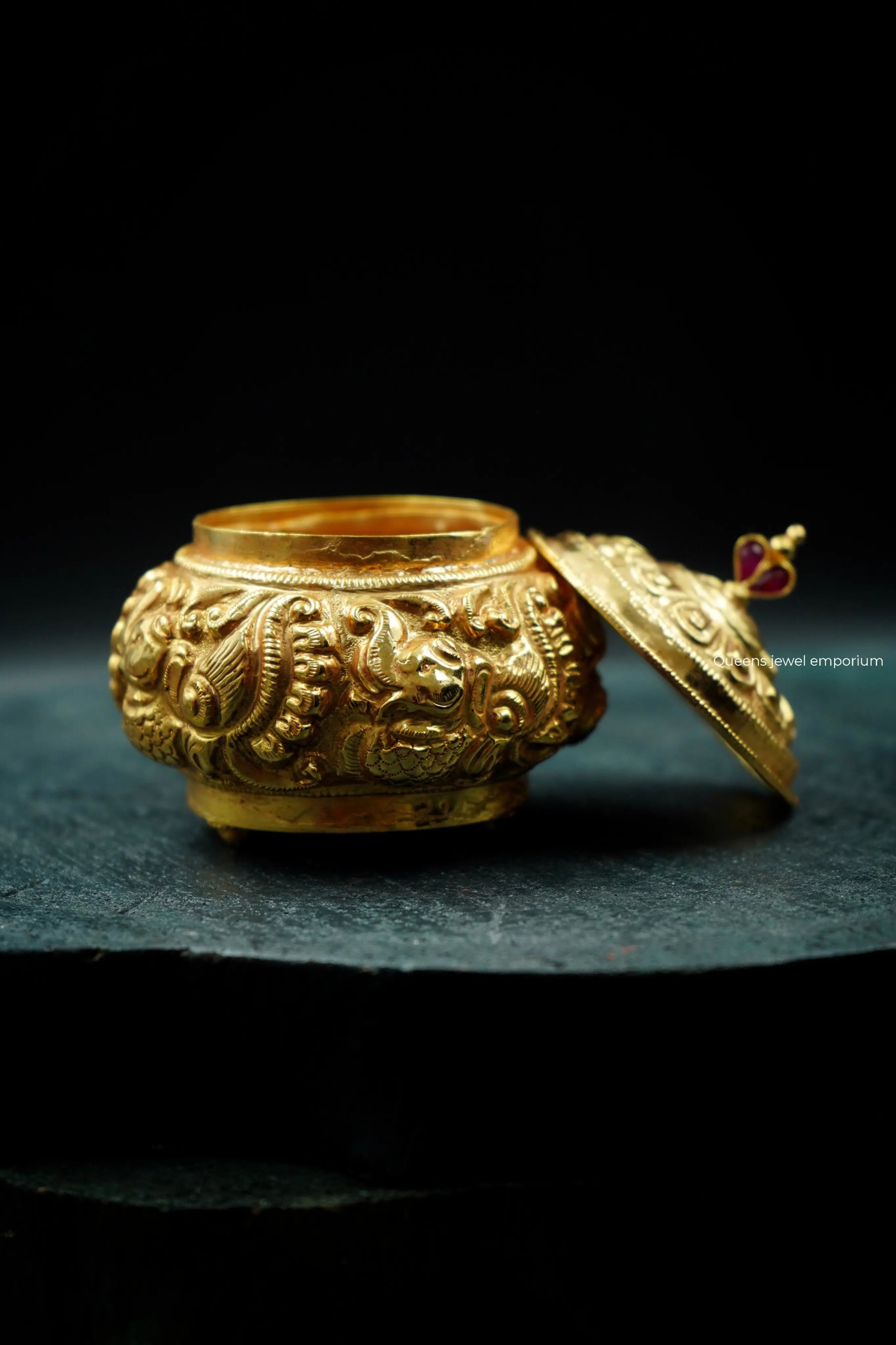 RAMYAM KUMKUM CHIMIZH - Queens Jewel Emporium