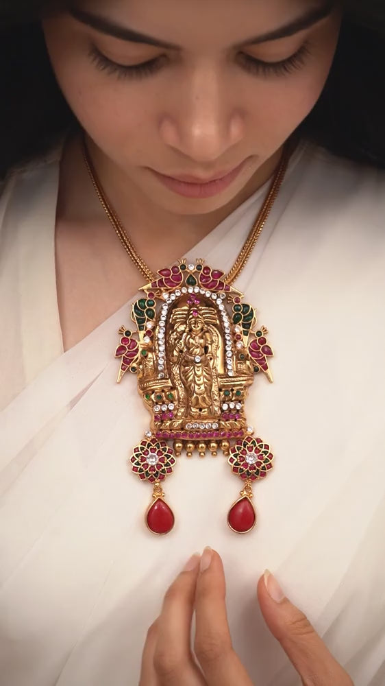 ESHWARI NECKLACE