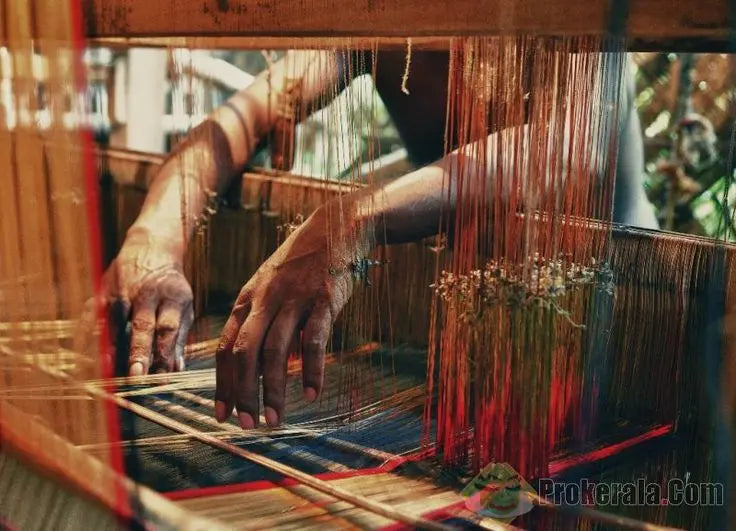 The-Art-of-weaving Queens Jewel Emporium