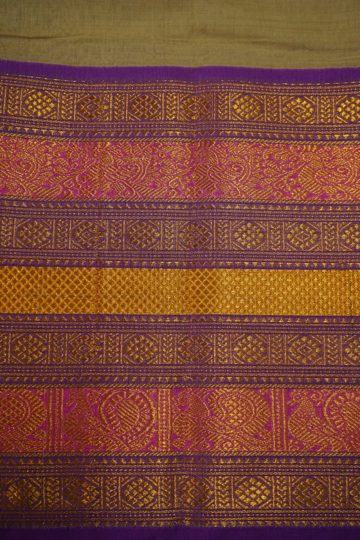 BOTTLE GREEN LONG MULTI COLOUR ZARI BORDER NARAYANPET COTTON SAREE - Queens Jewel Emporium