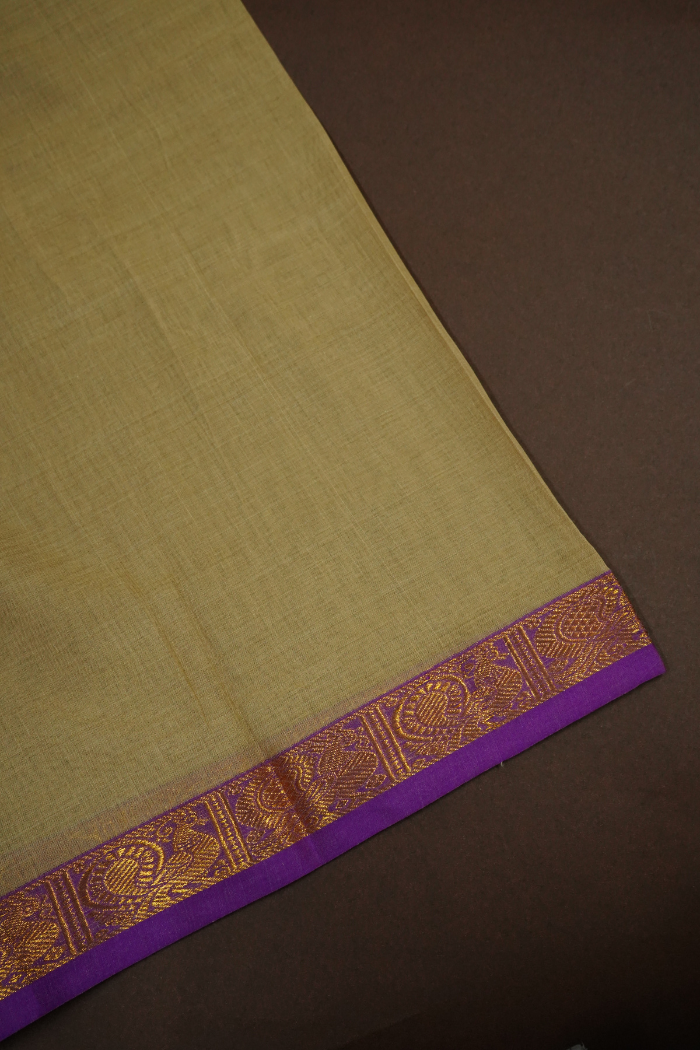 BOTTLE GREEN LONG MULTI COLOUR ZARI BORDER NARAYANPET COTTON SAREE - Queens Jewel Emporium