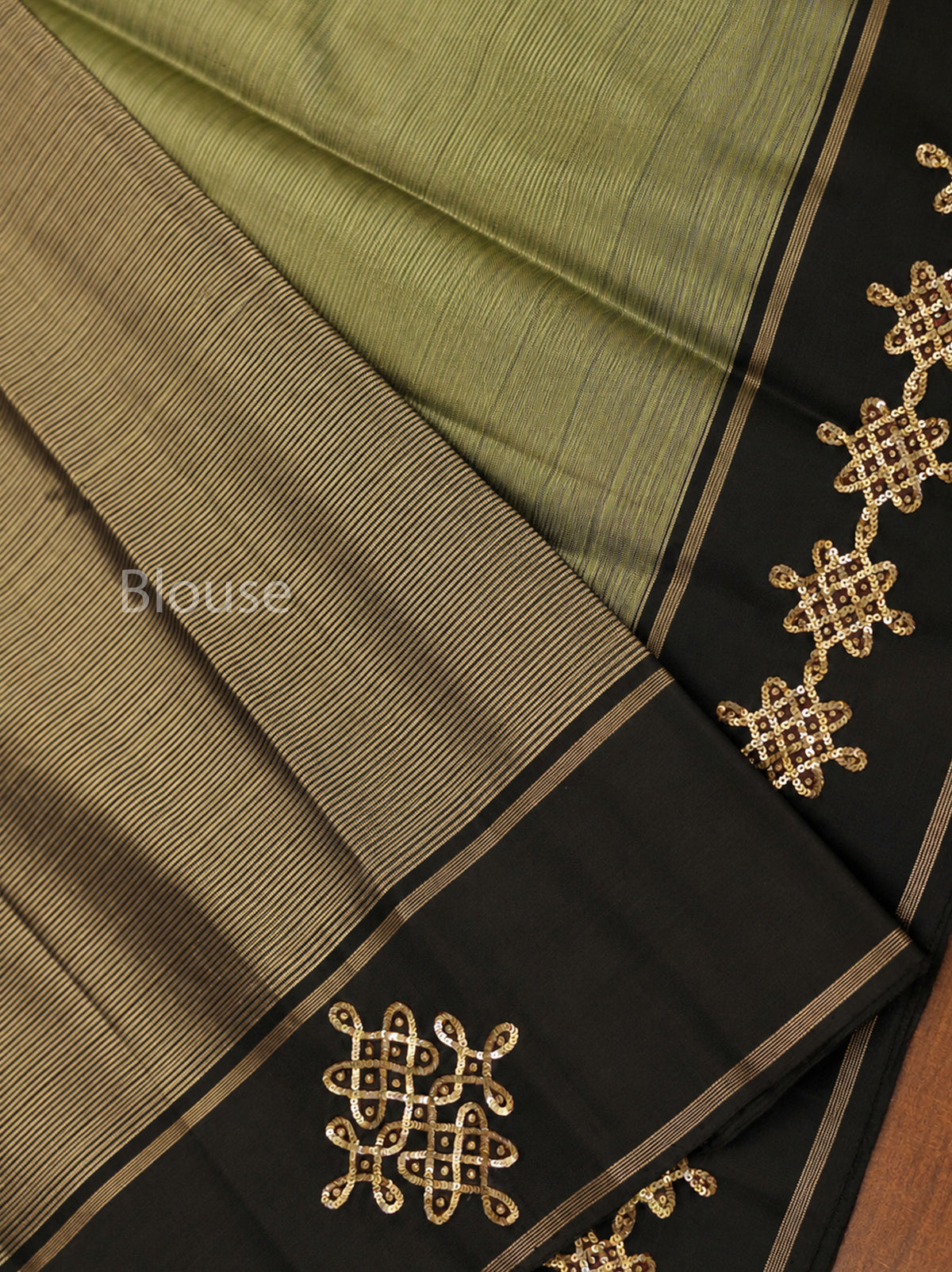 Pastel Green With Black Kolam Pure Kanchivaram Designer Silk Saree
