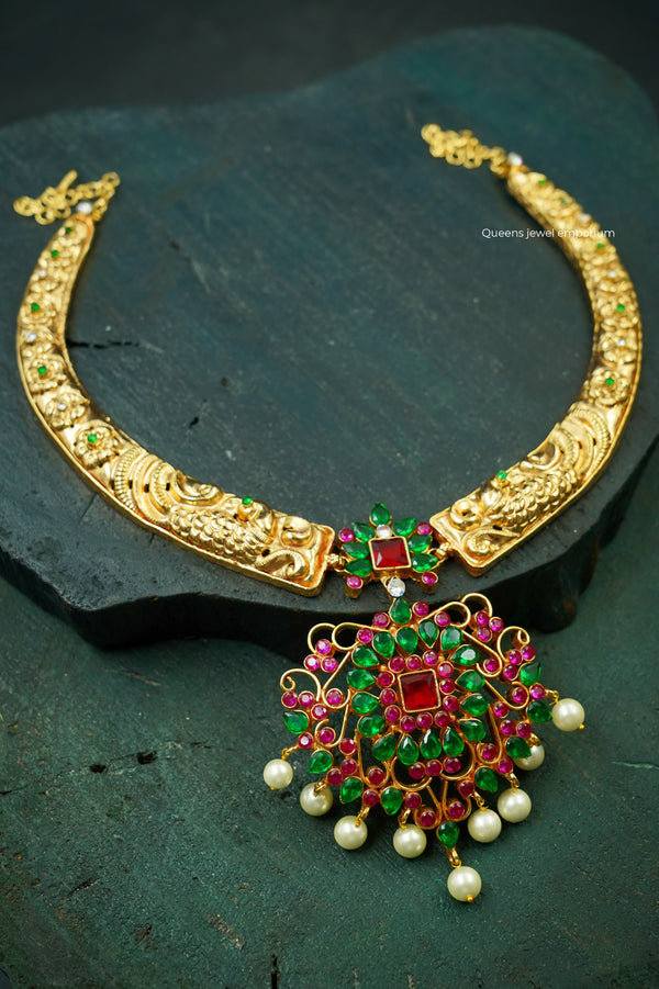 ARSHITHA HASLI NECKLACE