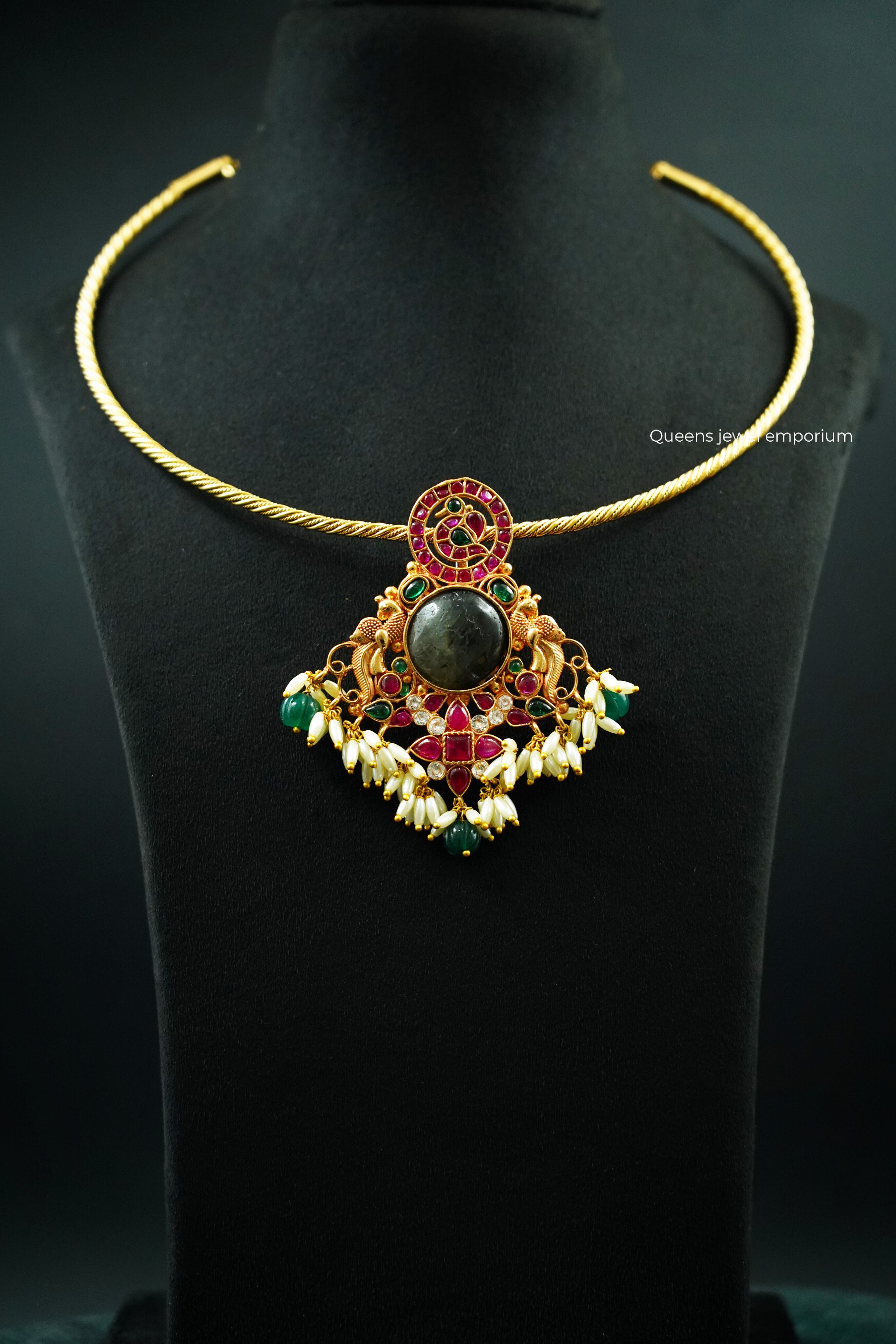Vannamathi Pendant