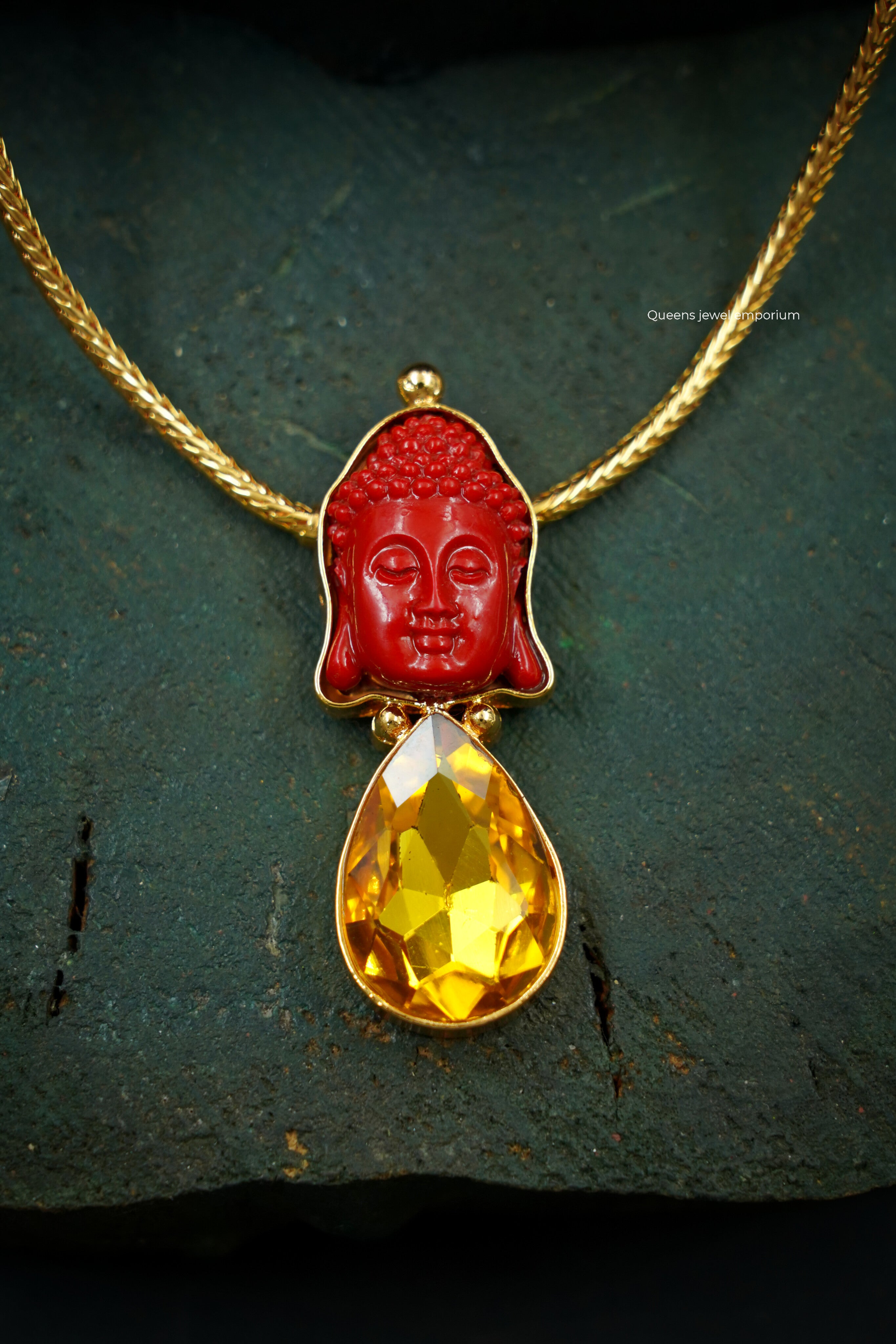 Vyana Necklace