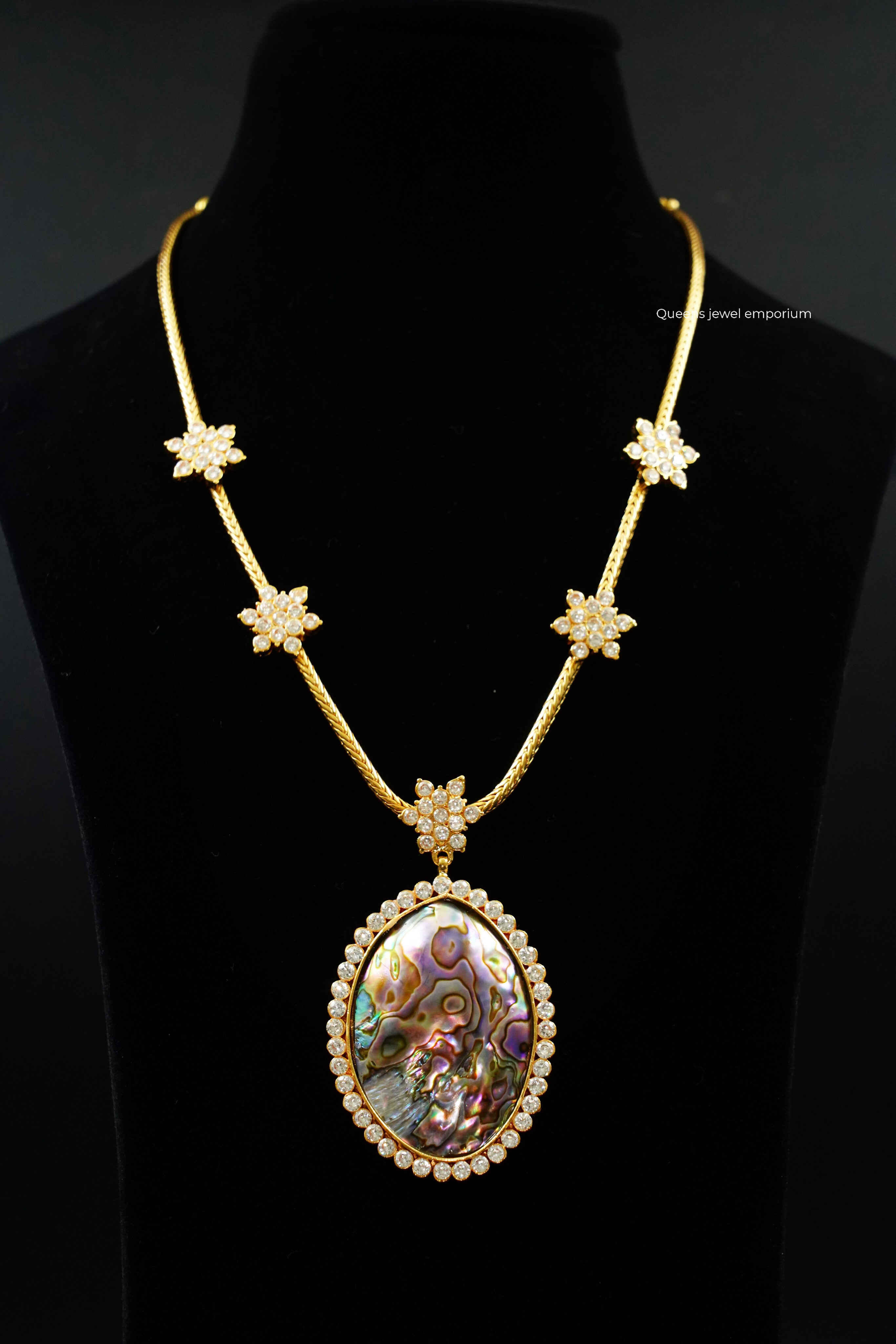 Shukthi Maya Necklace