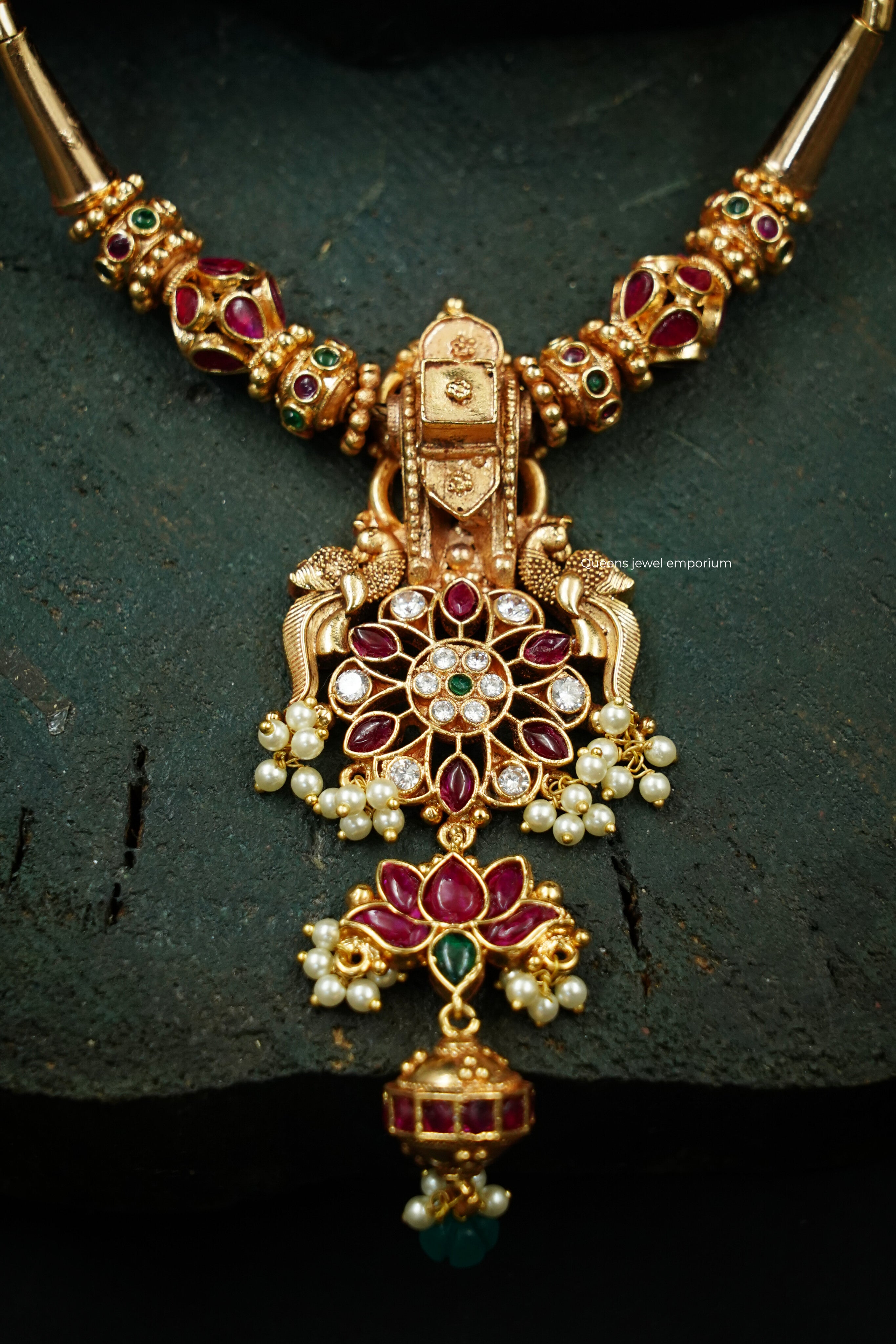 Rasathi Kodi Necklace