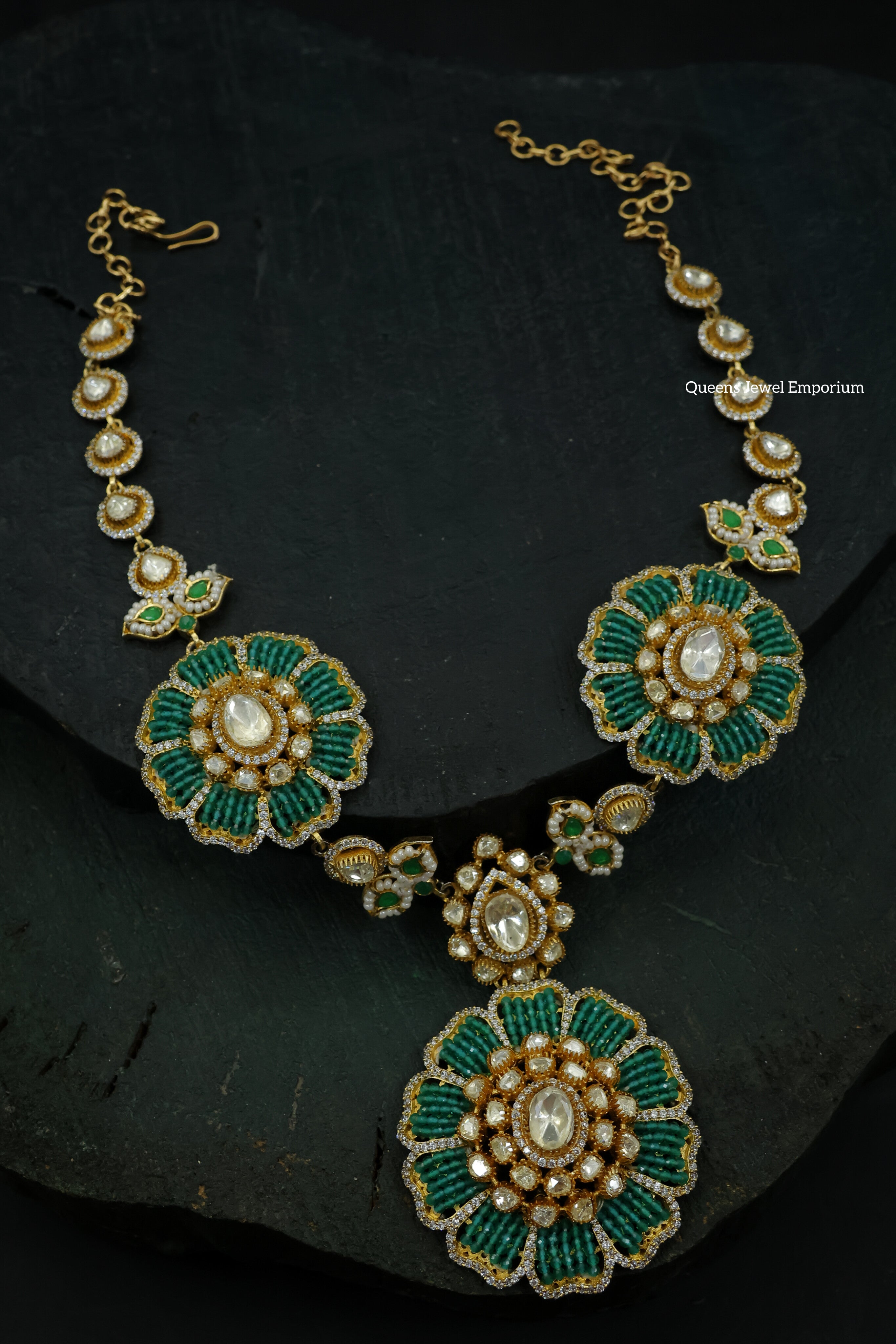 Indumati emerald Shade Haram