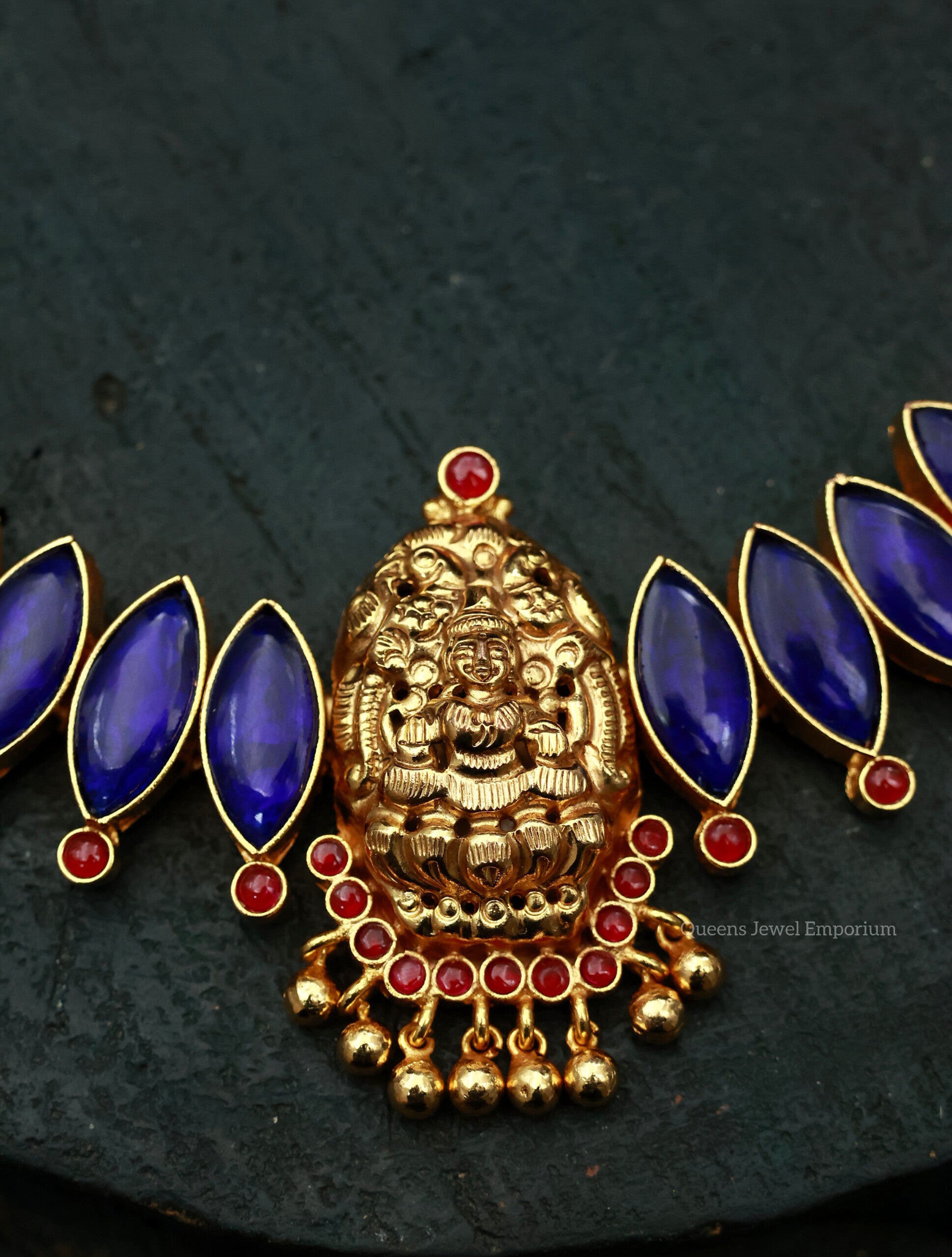 Sornalakshmi Choker