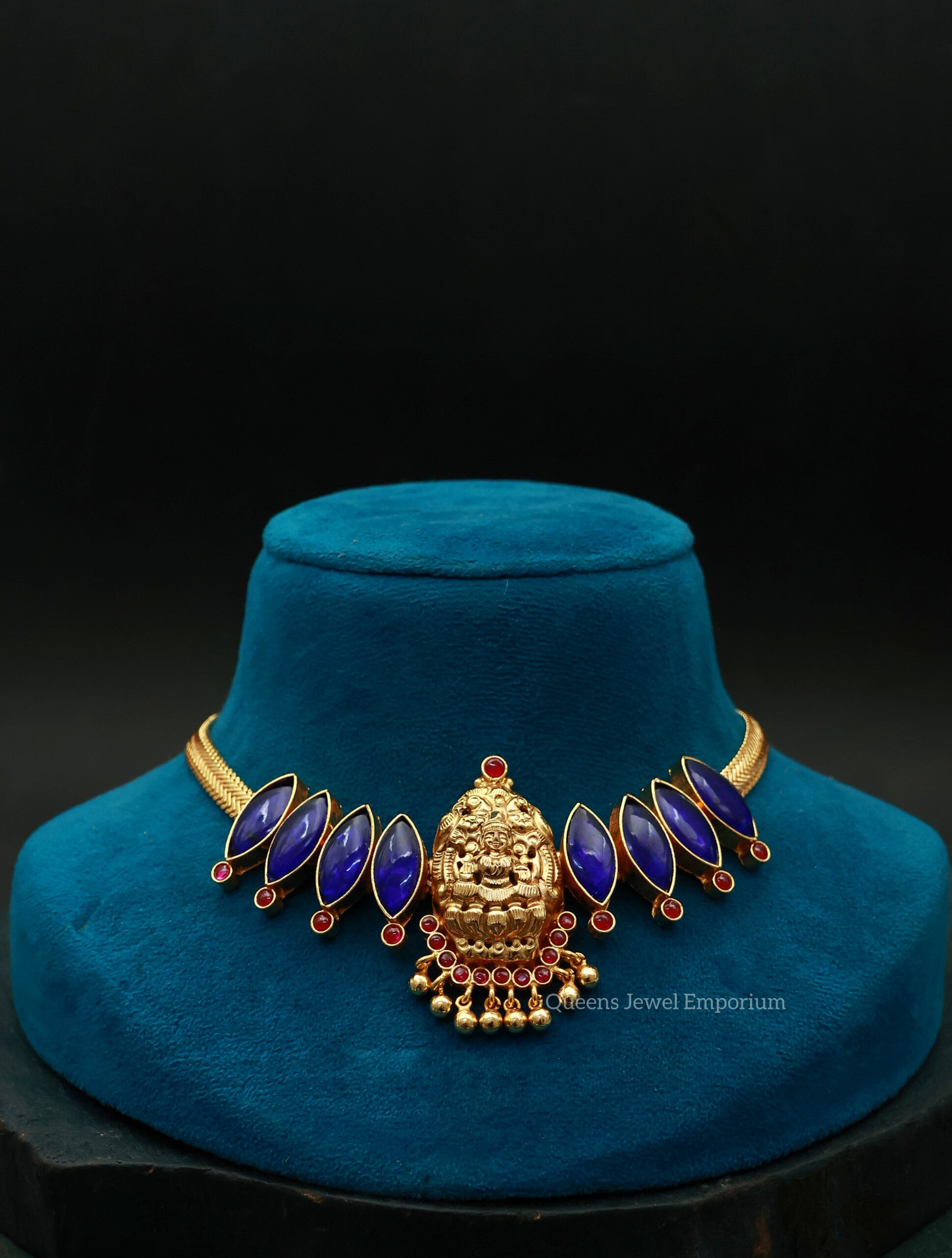 Sornalakshmi Choker