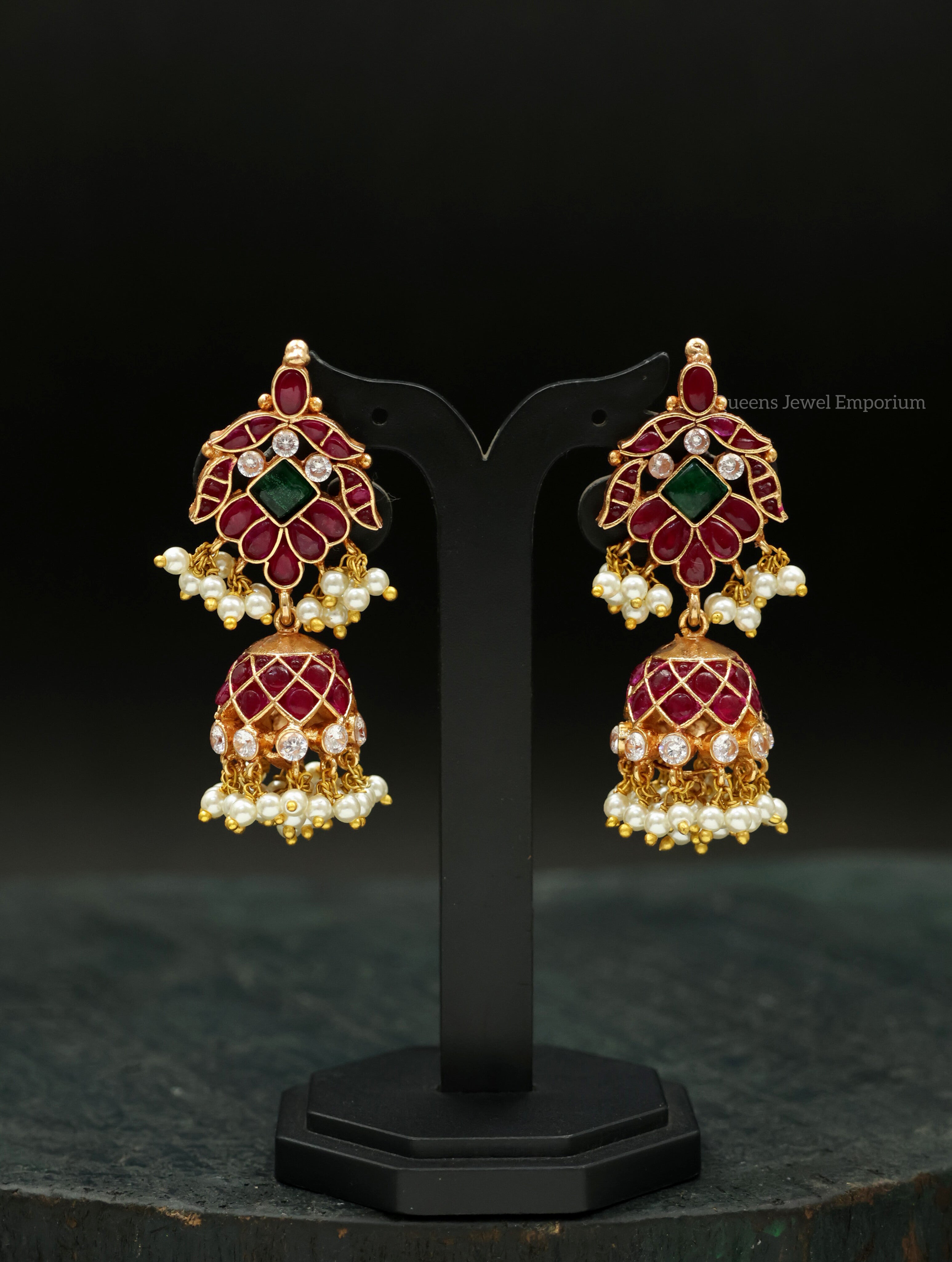 Sindhika Jhumka