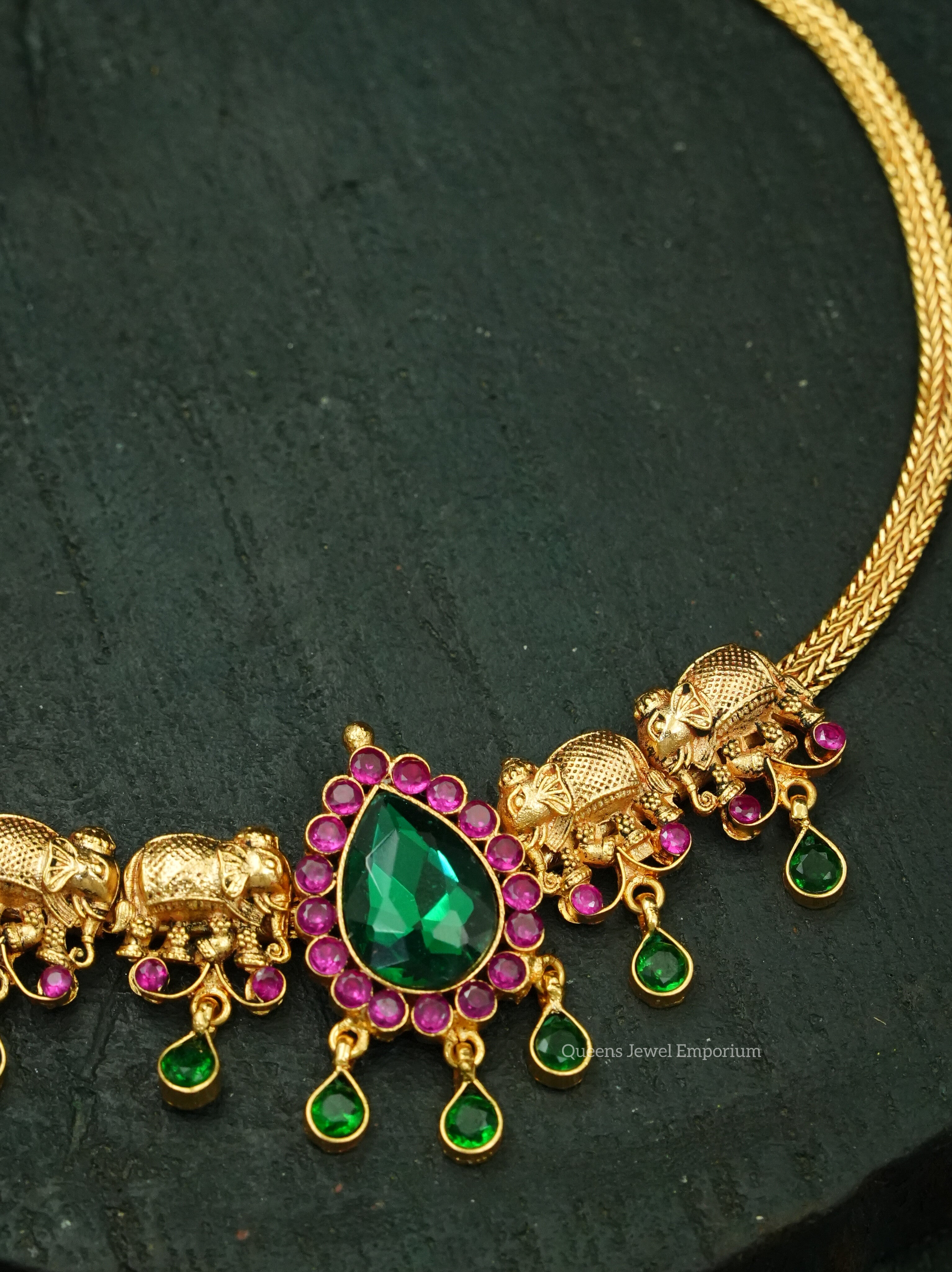 Thangammal Choker
