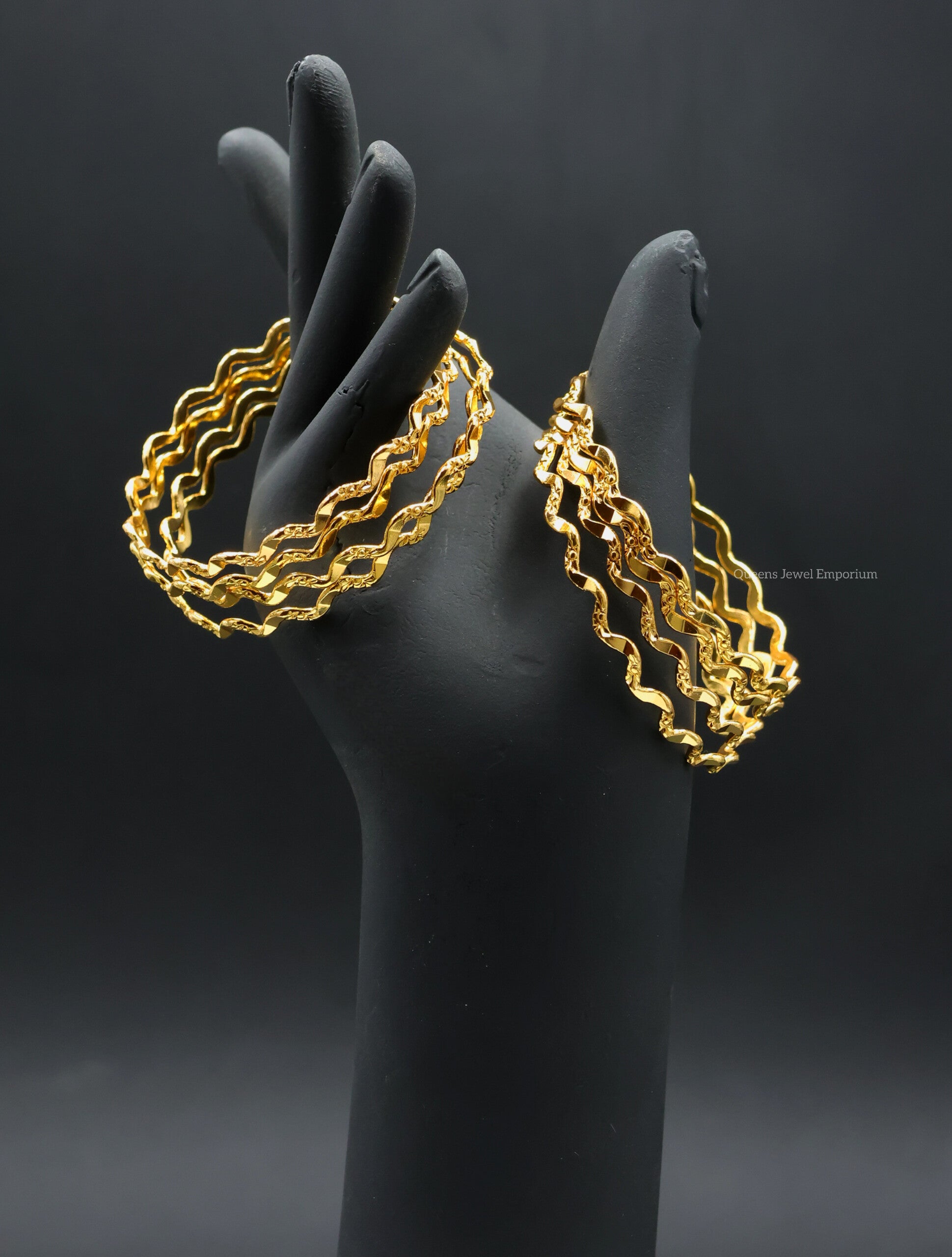 Kasthuri Neli Bangles