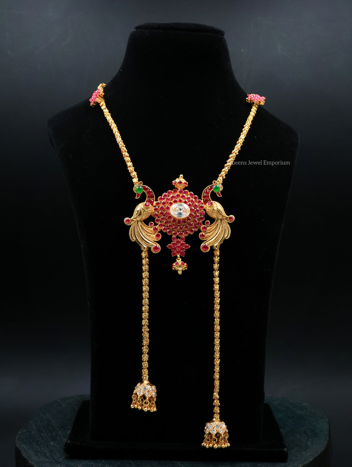 Padma Mayuri Haram