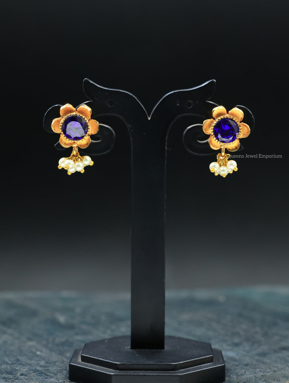 Poongothai Necklace - Violet