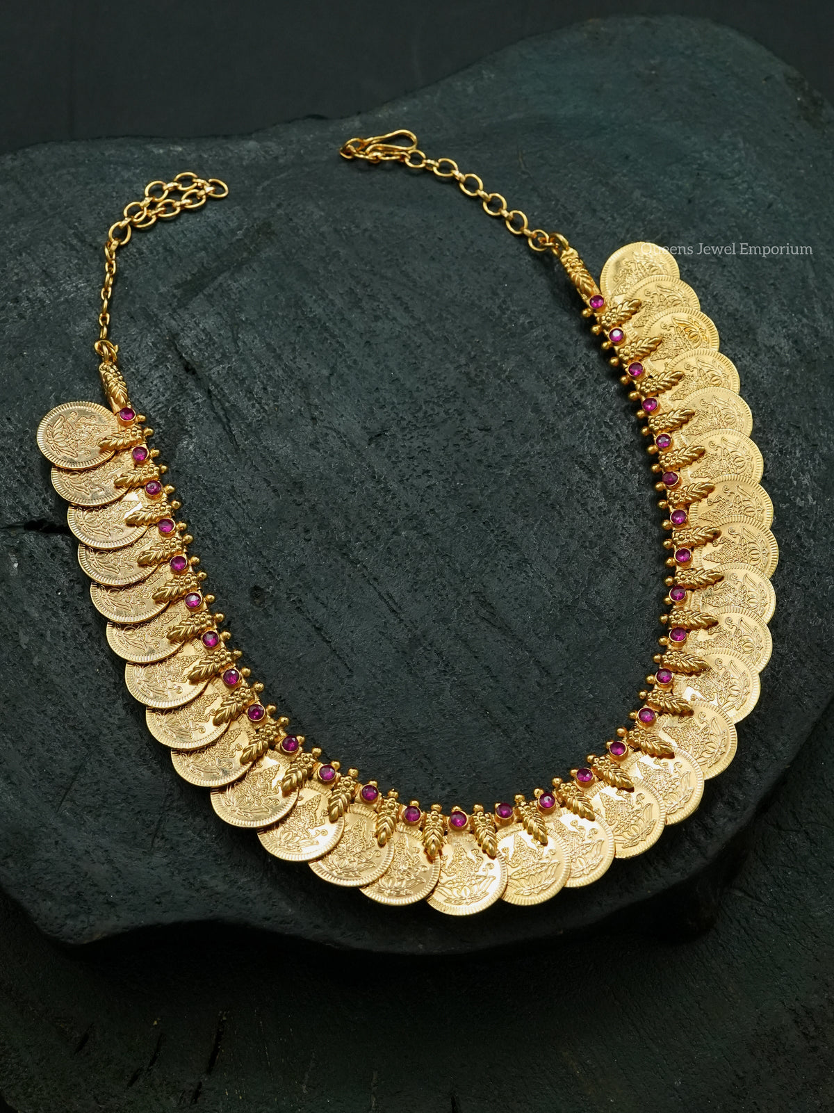 Double-Sided Kasu Mango Necklace