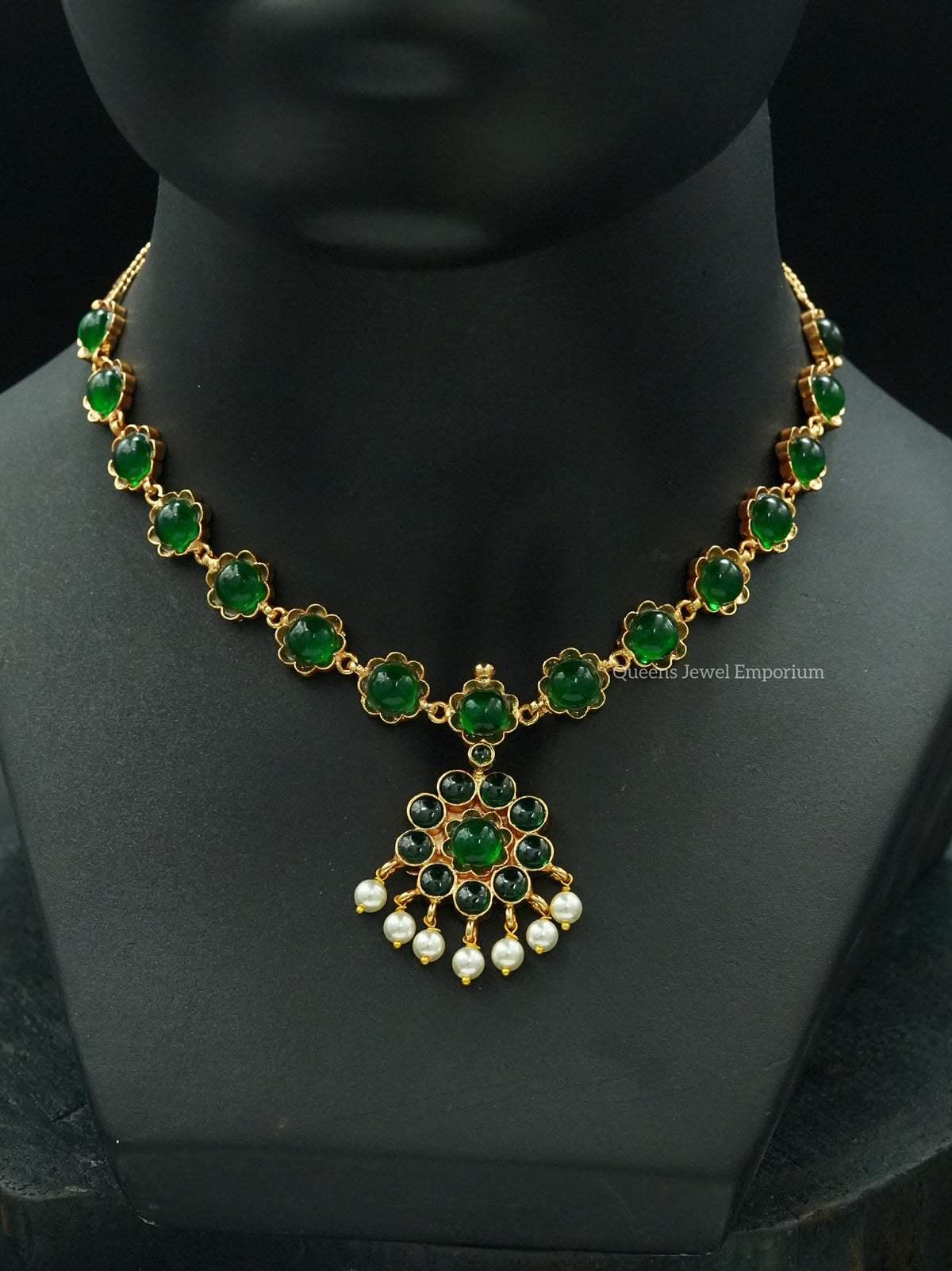 Banumathi Necklace - Green