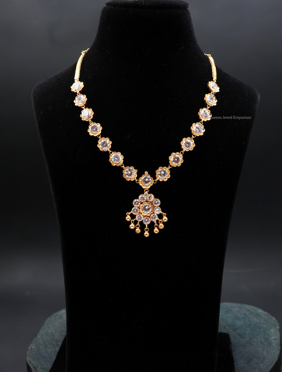 Banumathi Necklace - White