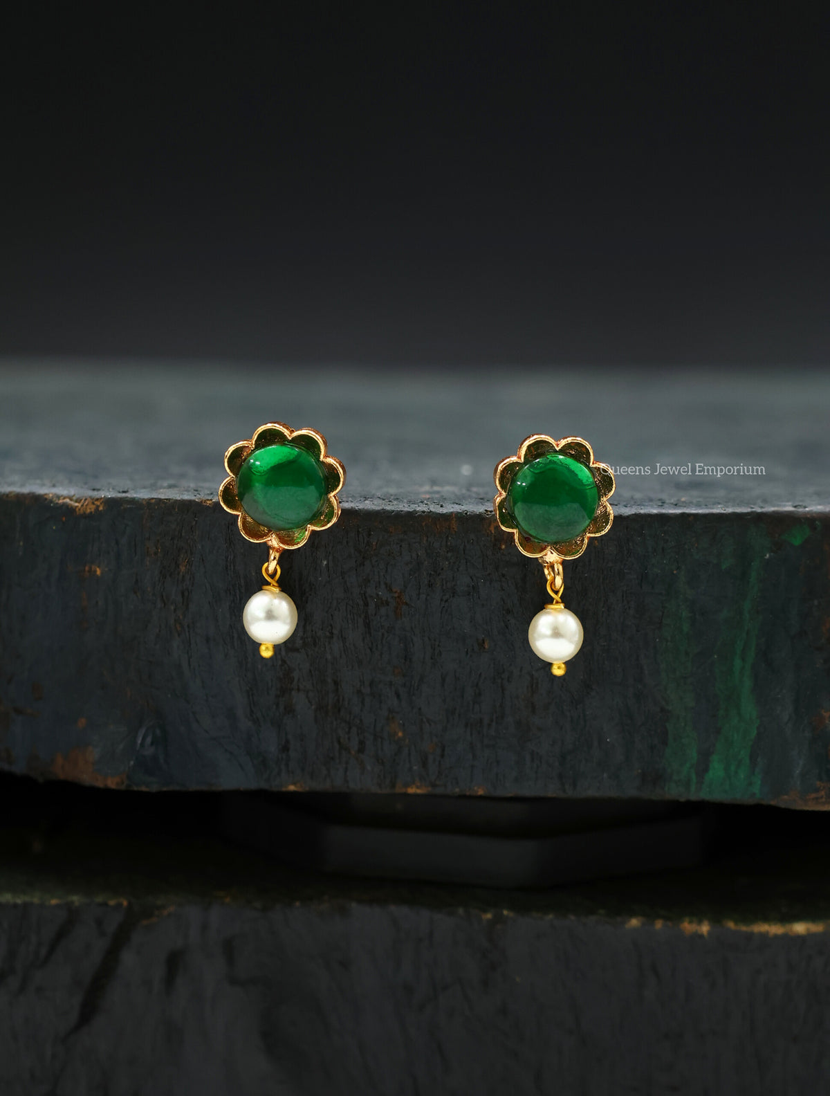 Banumathi Earrings - Green
