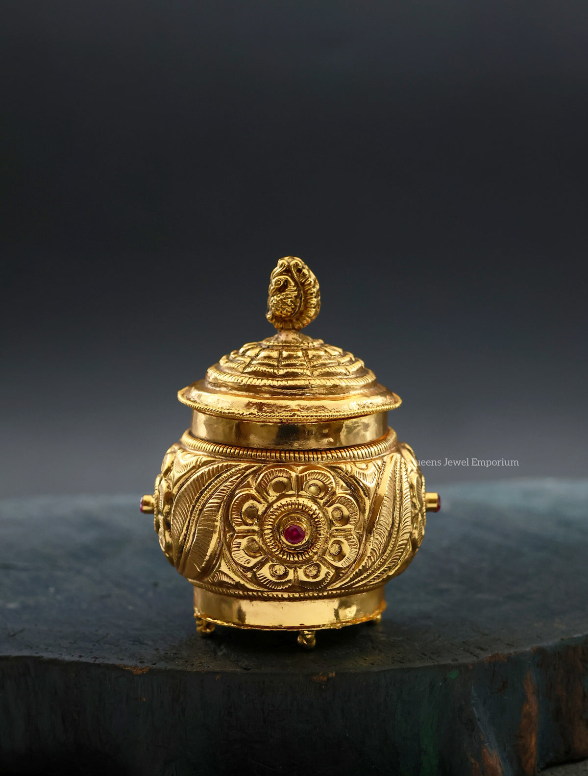 Ratnavalli Kumkum Chimizh