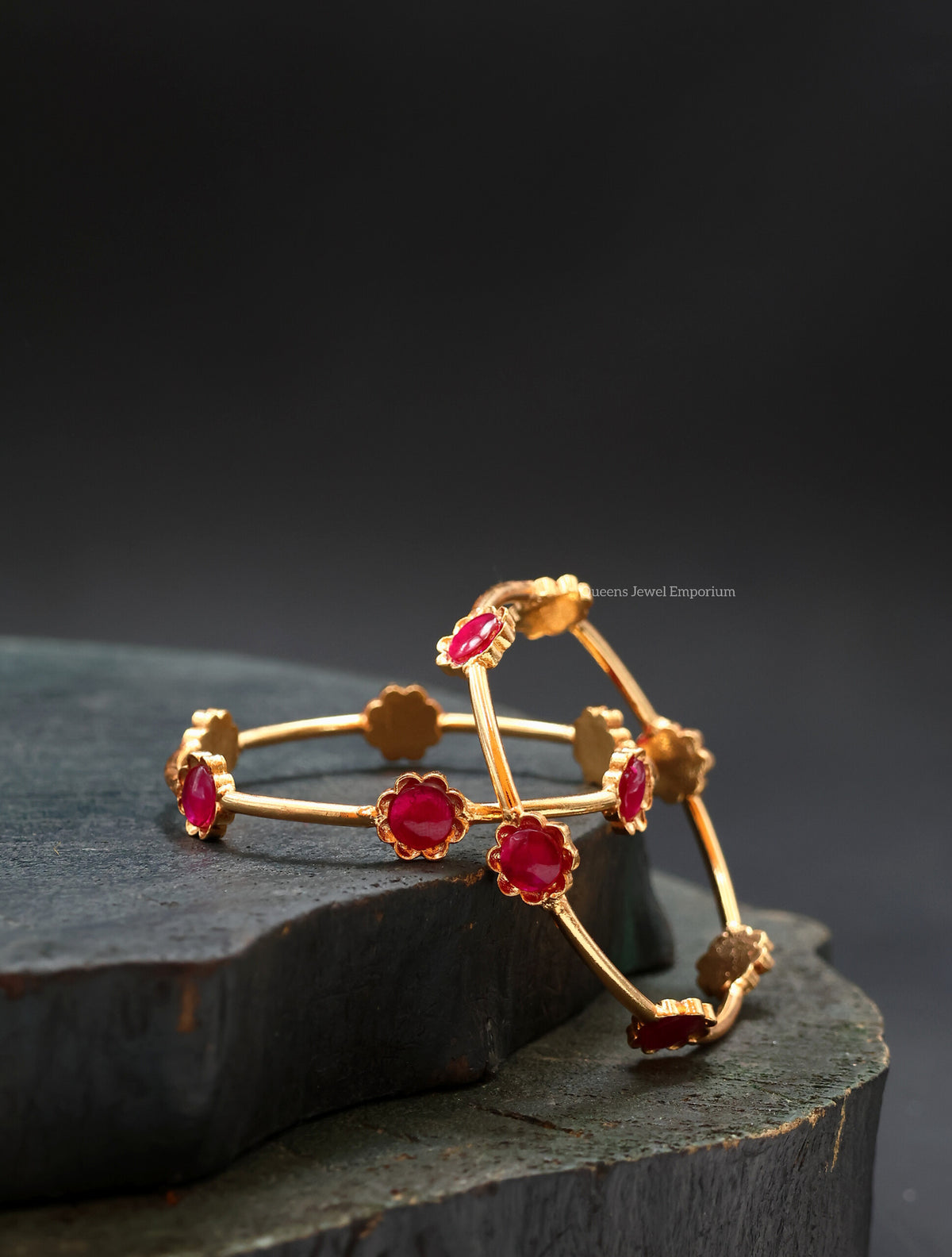 Madhumitha Bangles - Red