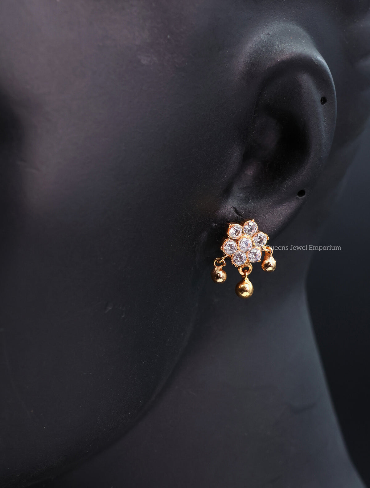 Sarala Studs