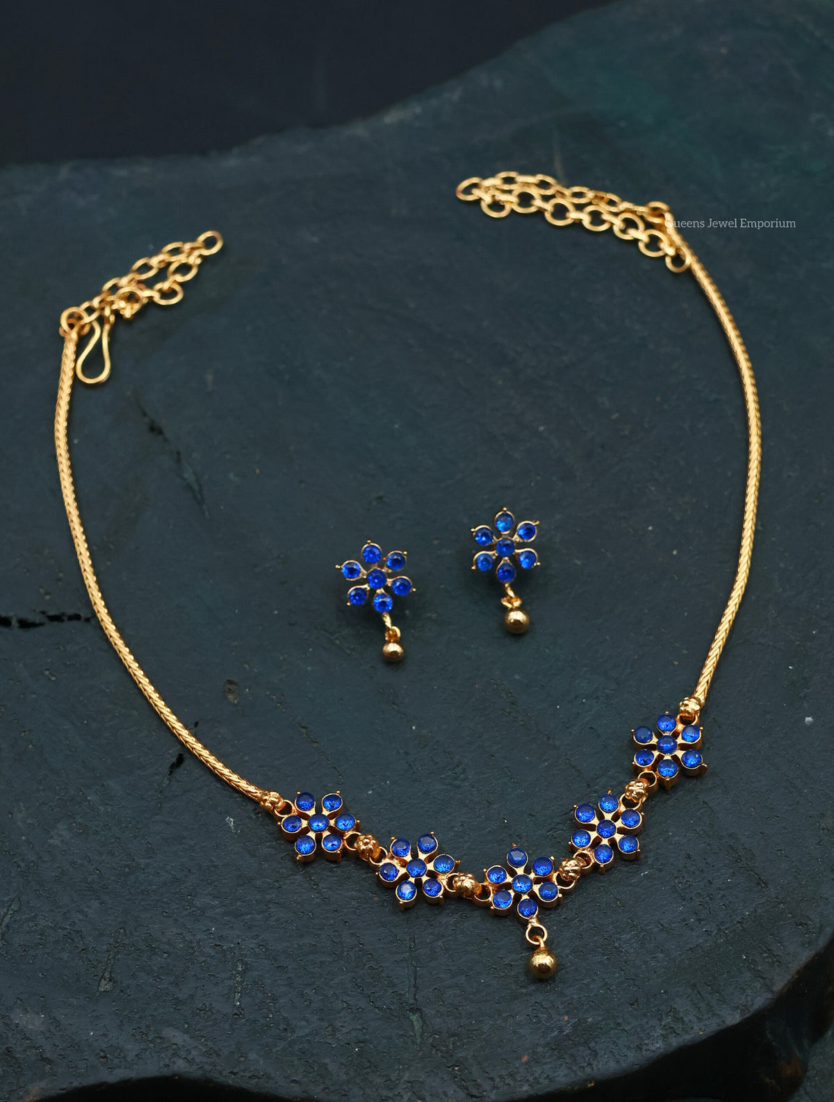 Thenmozhi Necklace - Blue