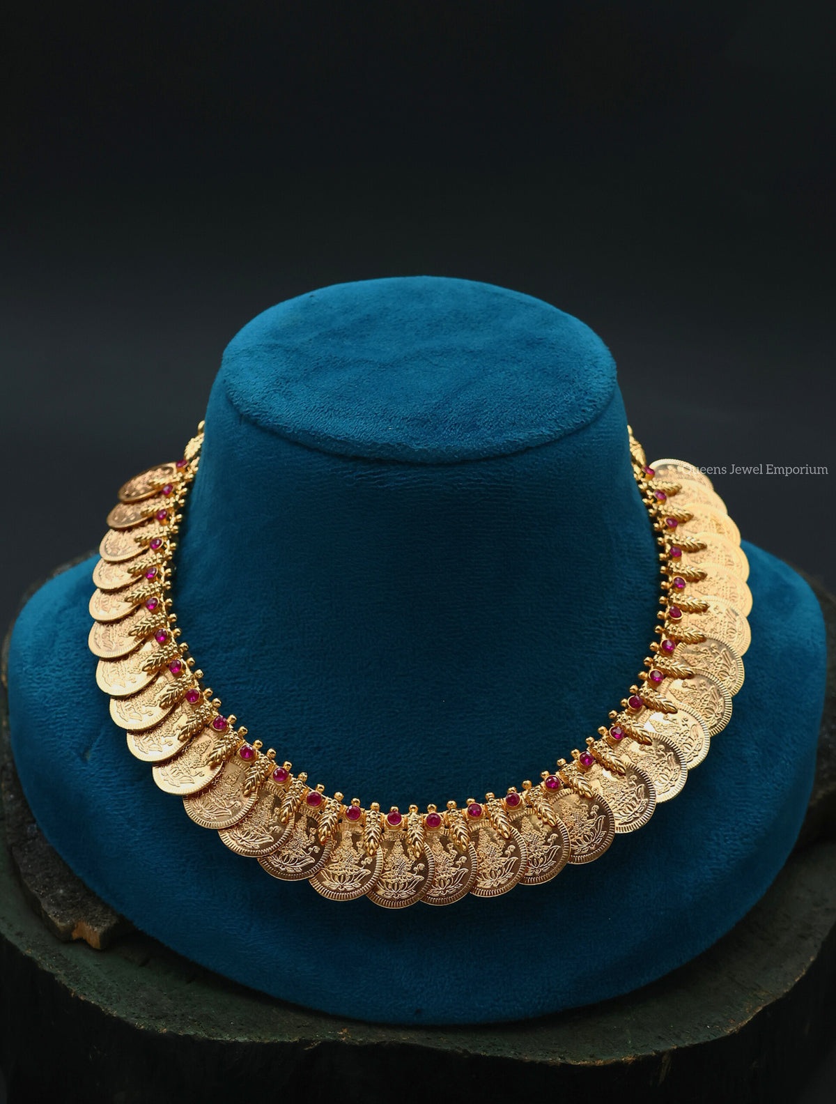 Double-Sided Kasu Mango Necklace