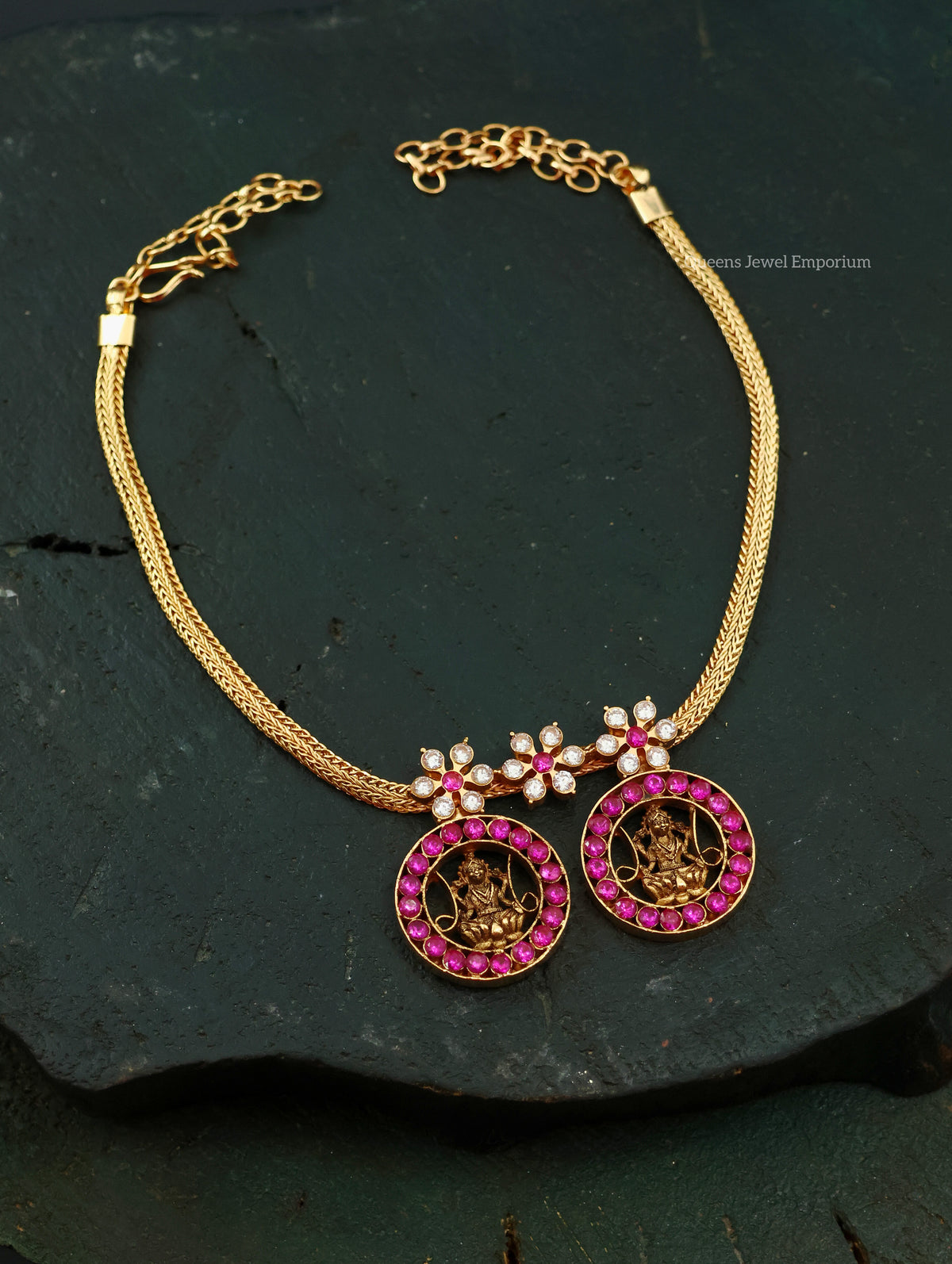 Pankajadevi Necklace