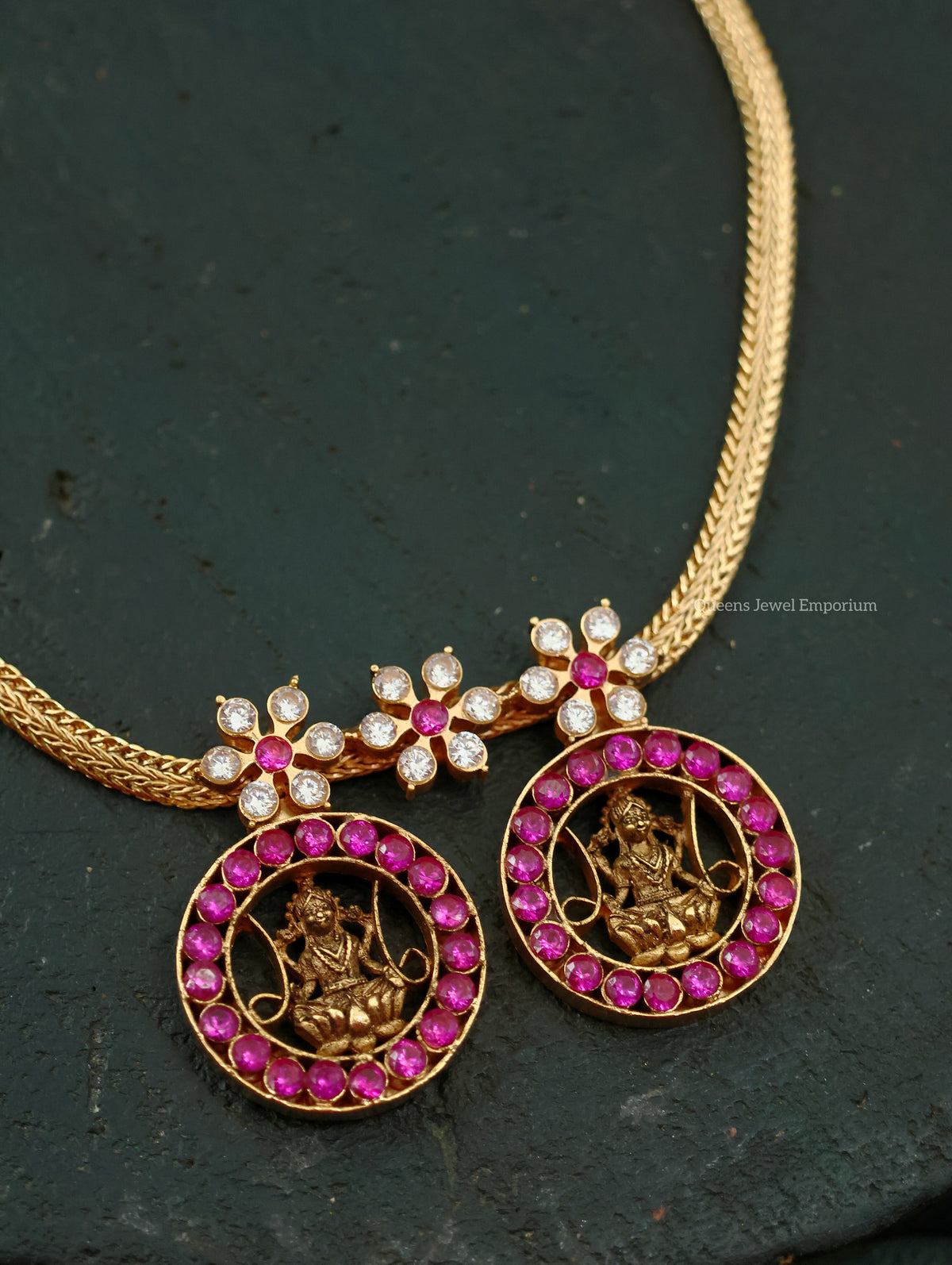 Pankajadevi Necklace