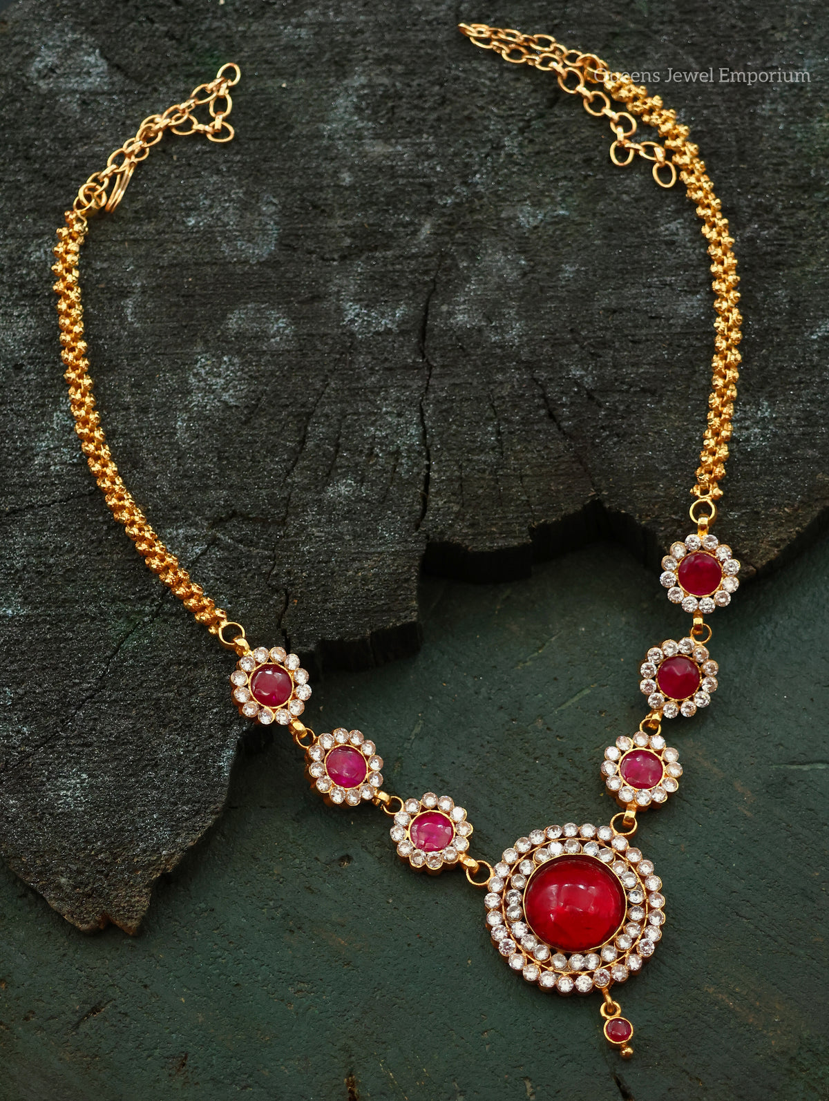 Rathnapriya Necklace