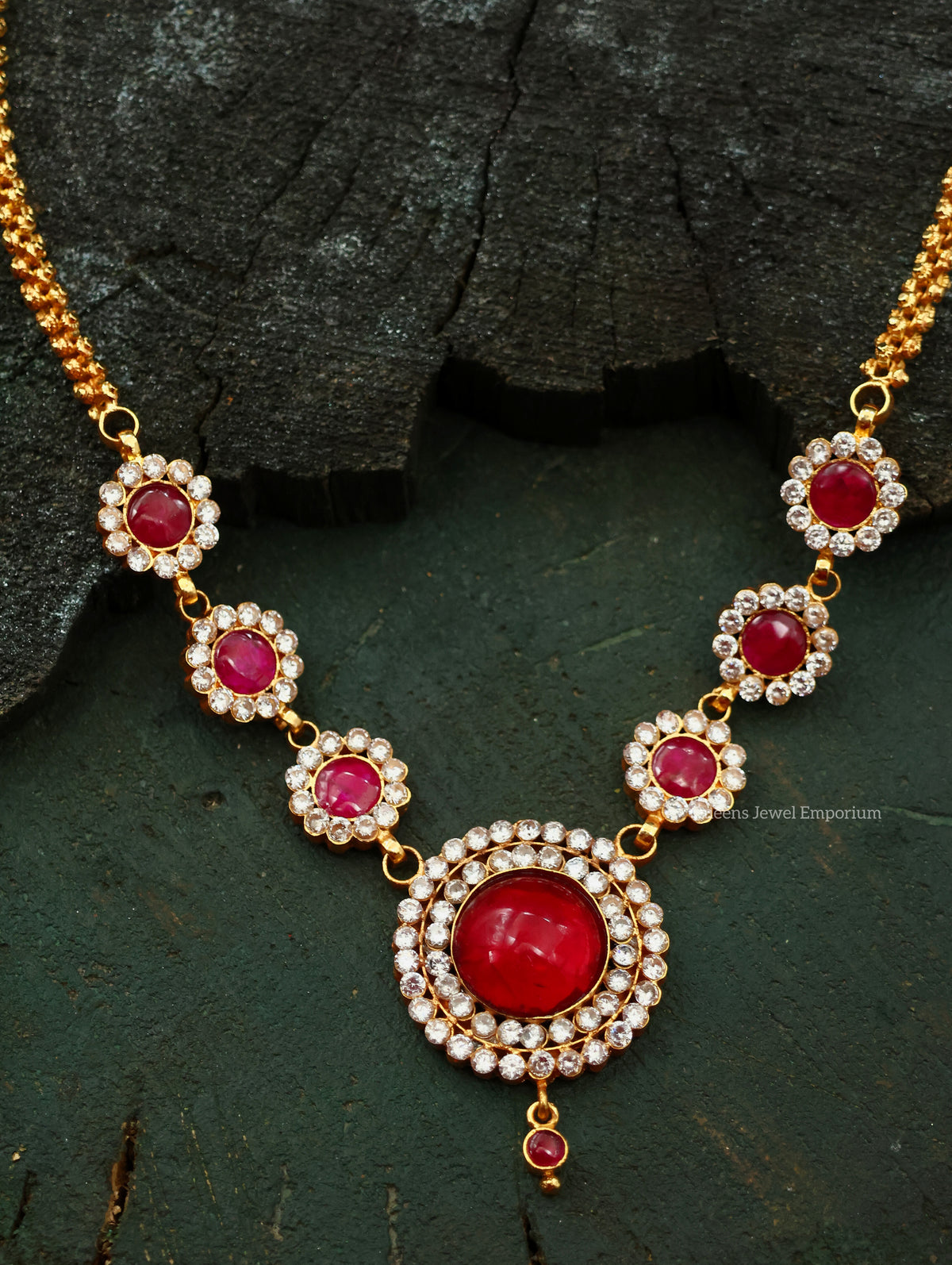Rathnapriya Necklace