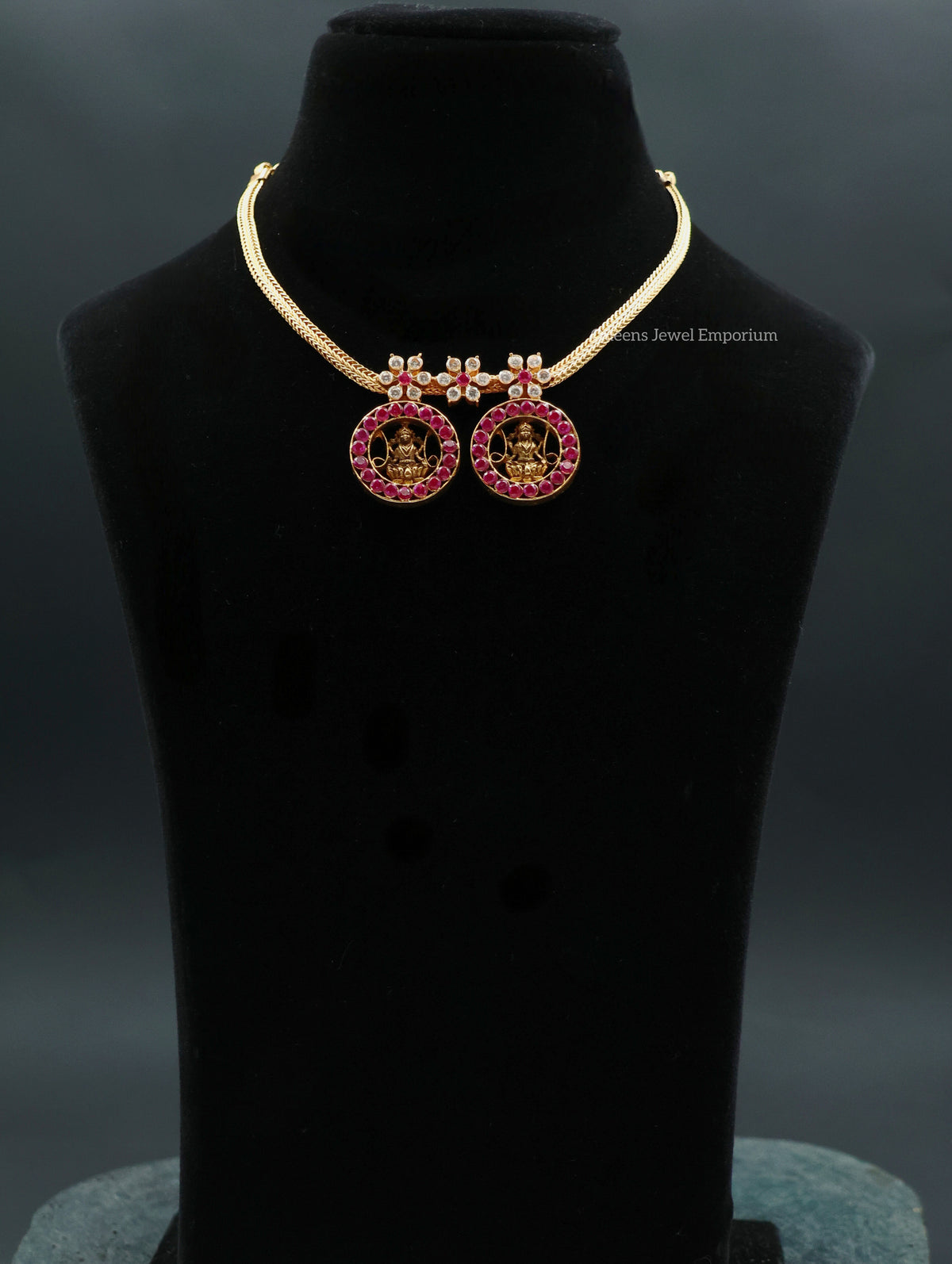 Pankajadevi Necklace