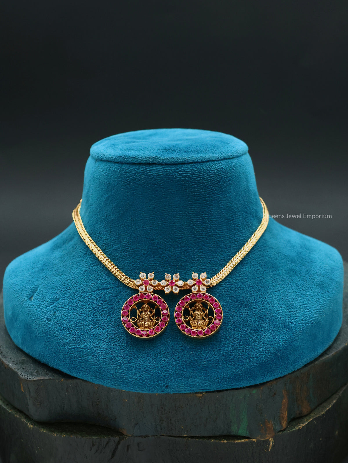 Pankajadevi Necklace