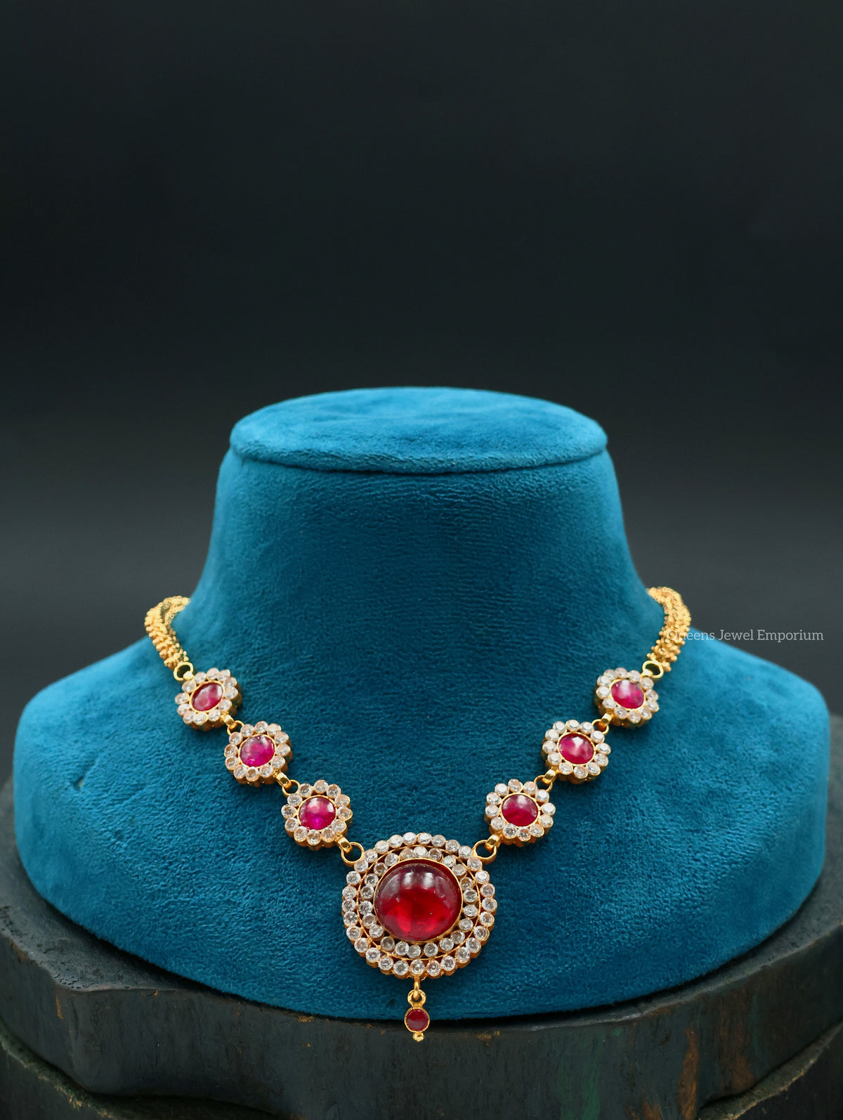 Rathnapriya Necklace