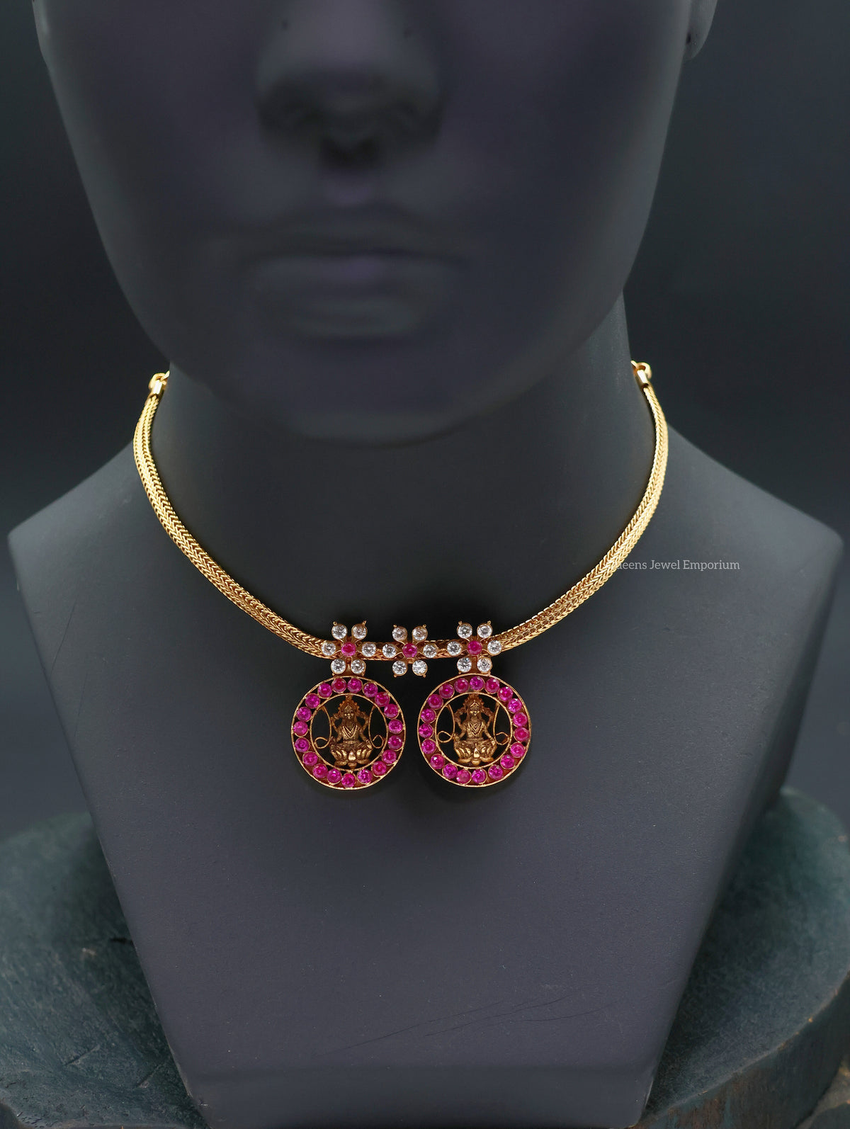 Pankajadevi Necklace