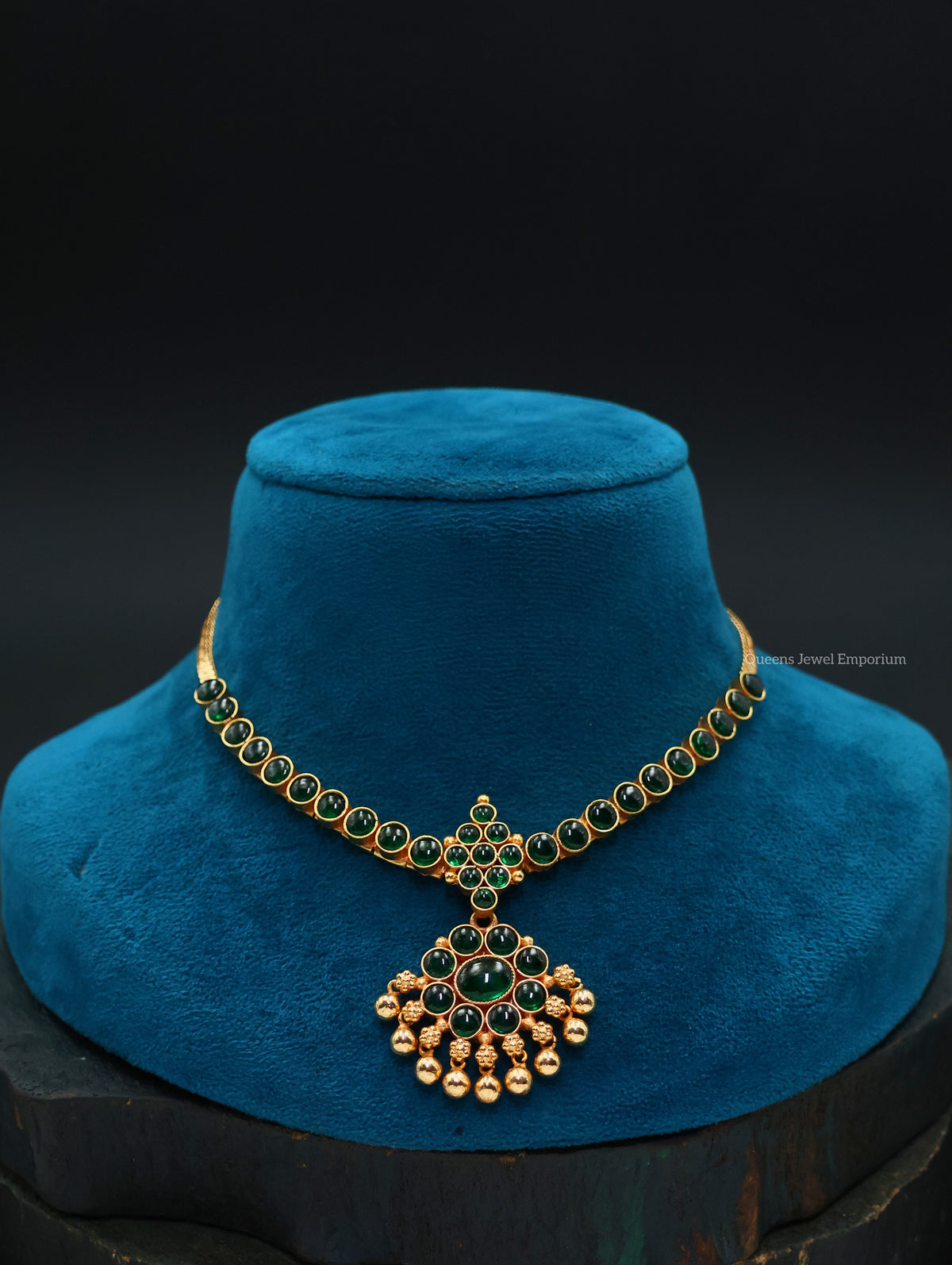 Athiroopa Adigai