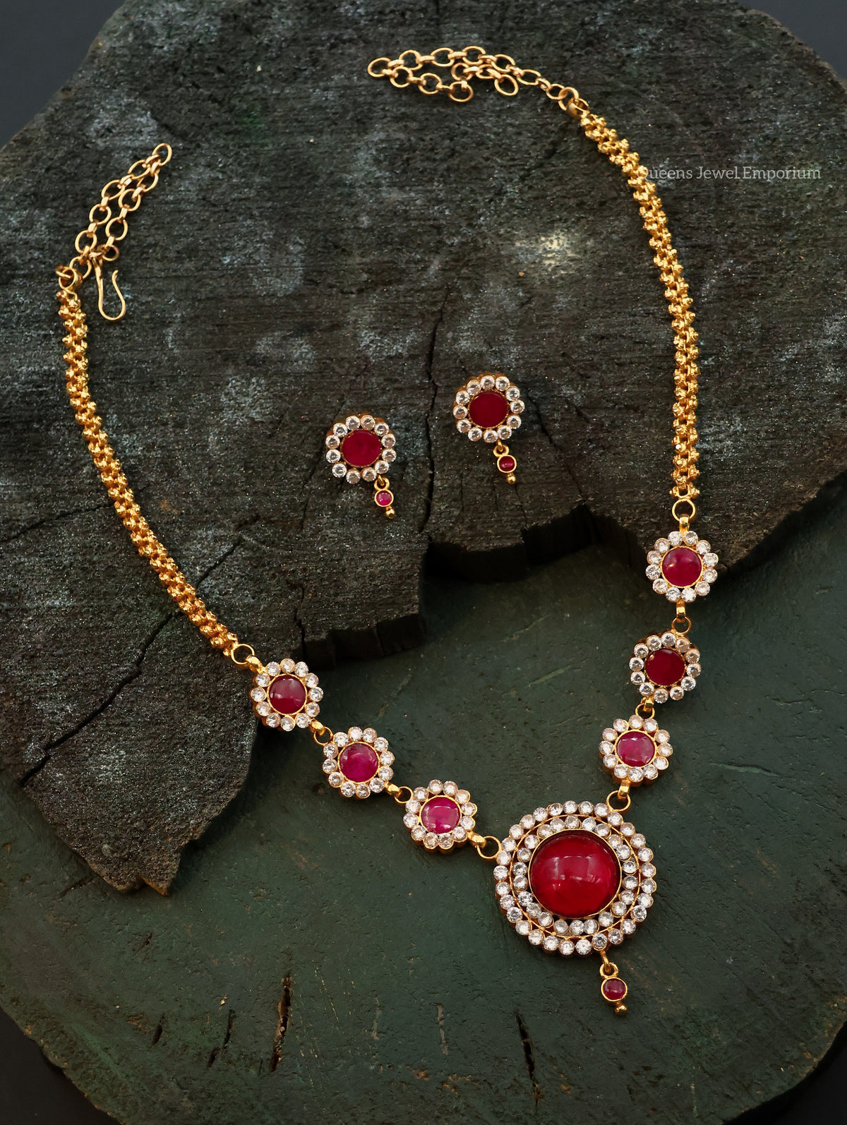 Rathnapriya Necklace